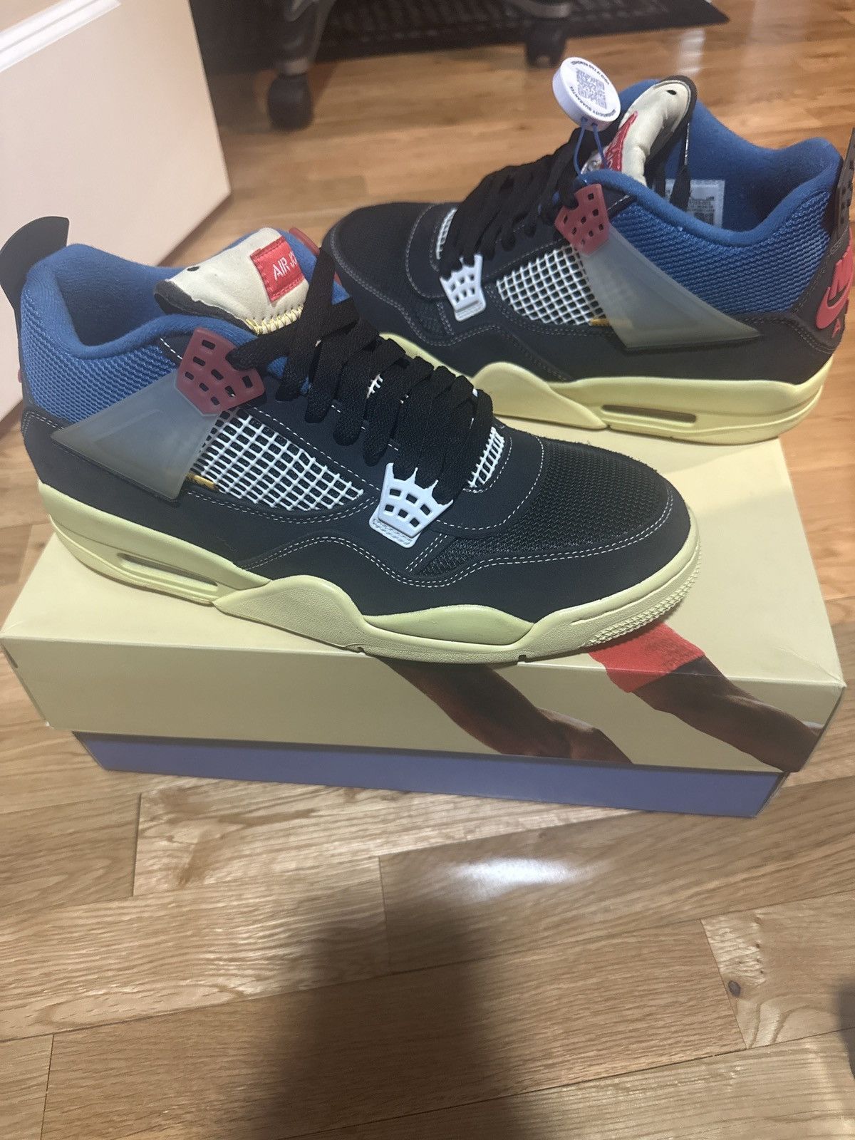 Jordan Brand Jordan 4 Union Off Noir Size US 10.5 / EU 43-44 - 1 Thumbnail
