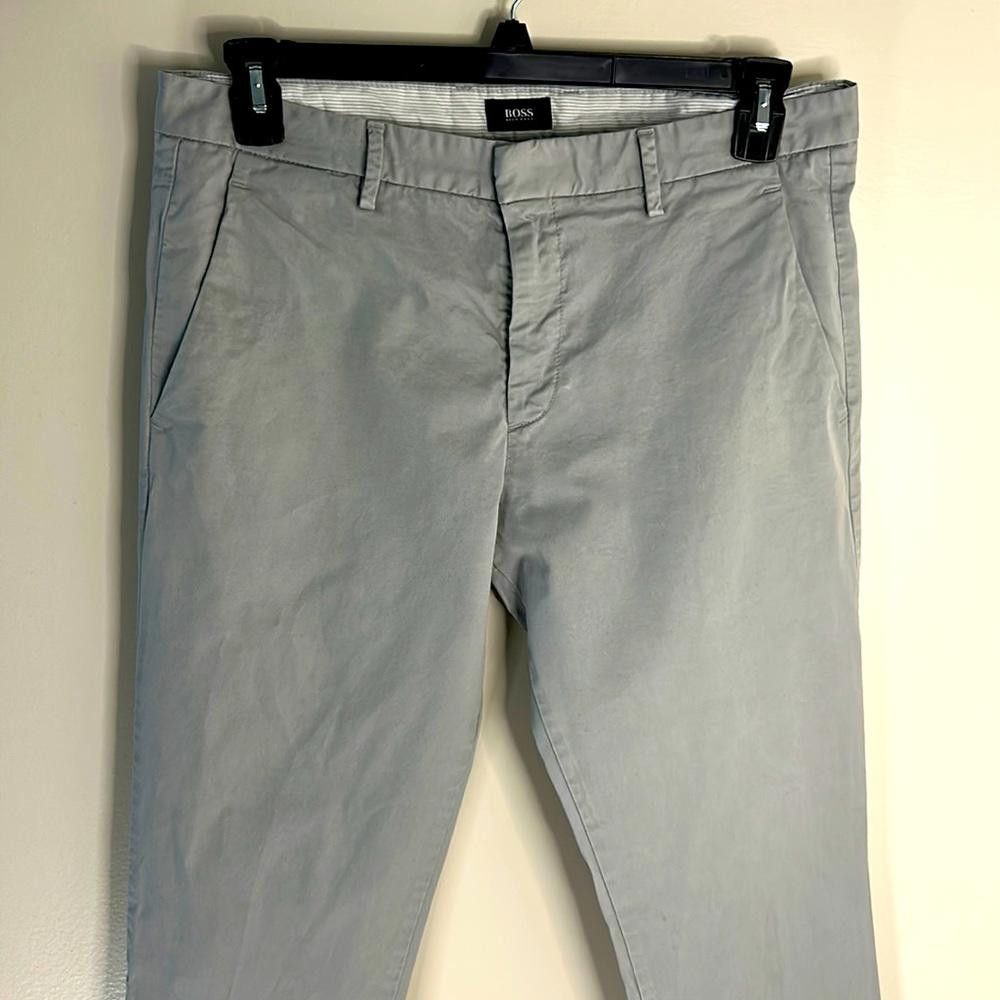 Hugo Boss Hugo Boss - Slim Stretch Chinos - 32R - 97% ctn 3% elastic Size US 32 / EU 48 - 2 Thumbnail