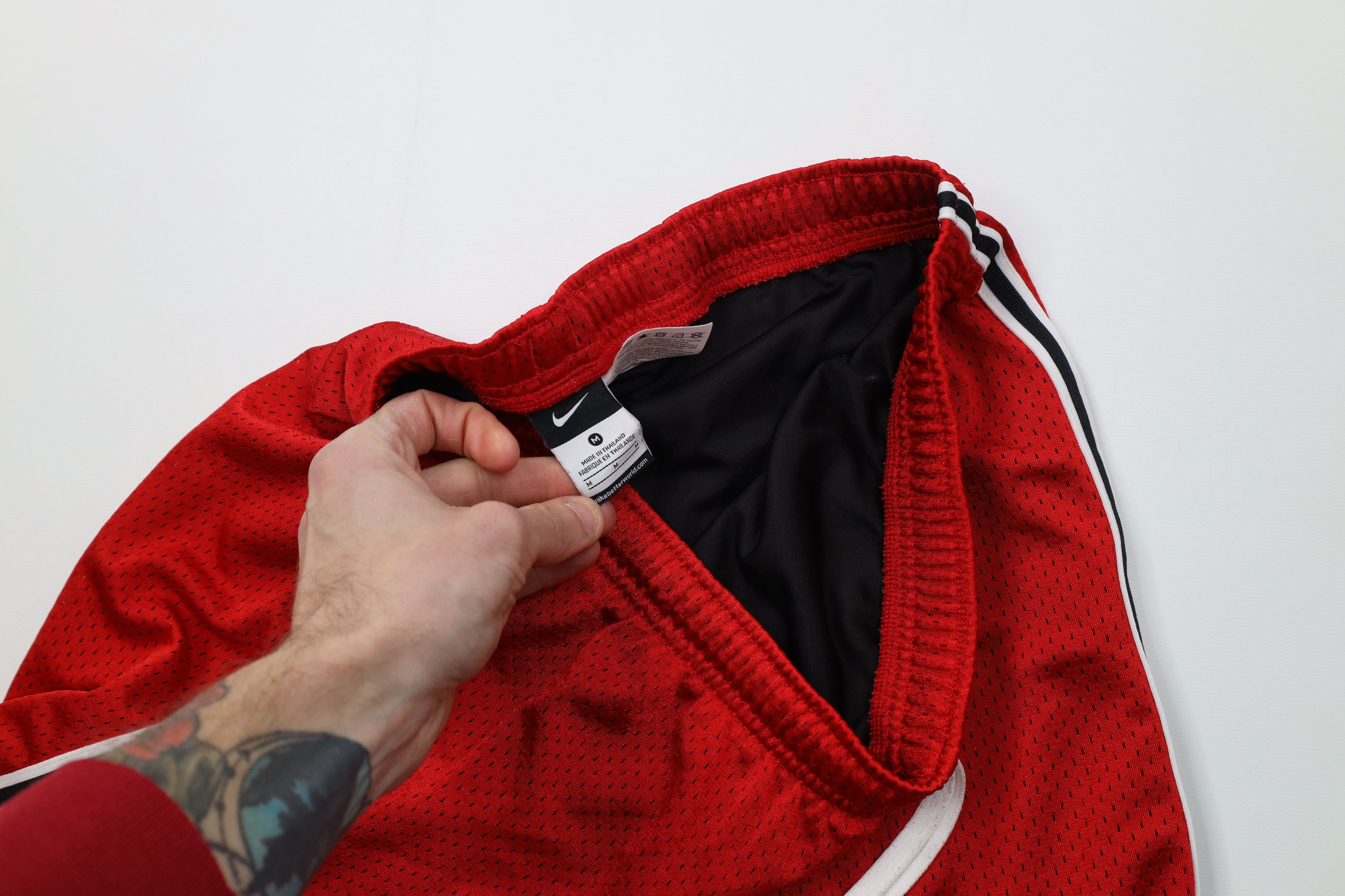 Nike Vintage Y2K Nike Scott Mini Swoosh Above Knee Shorts Red Size US 32 / EU 48 - 7 Thumbnail