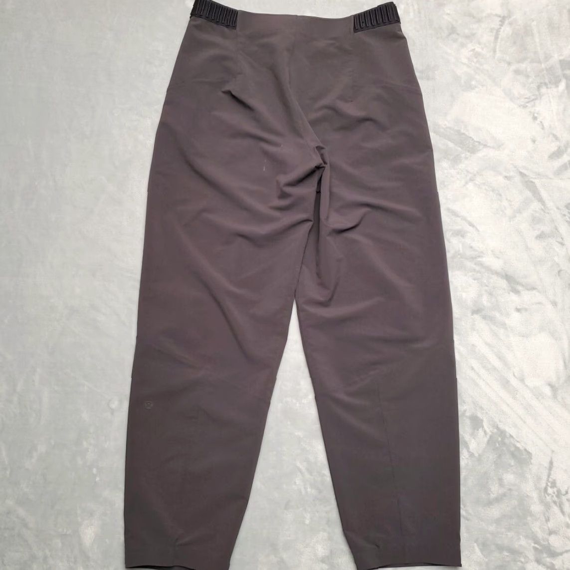 Lululemon Lululemon Eskar Pants Womens 6 Charcoal Water Repellent Highrise Relaxed Ankle Size 28" / US 6 / IT 42 - 7 Thumbnail