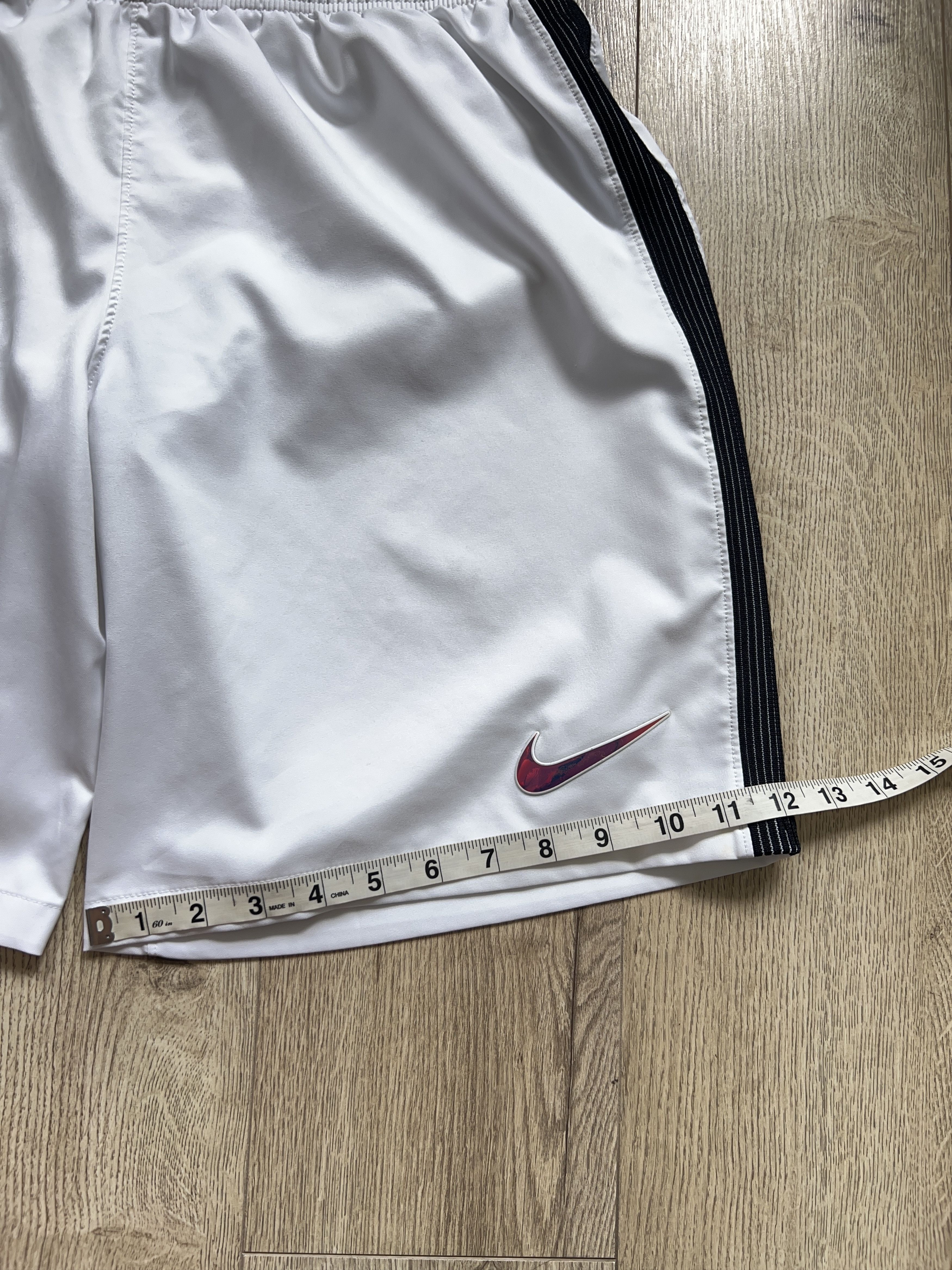 Nike Nike Paris Saint Germain PSG Shorts White Football Soccer Size US 36 / EU 52 - 12 Thumbnail