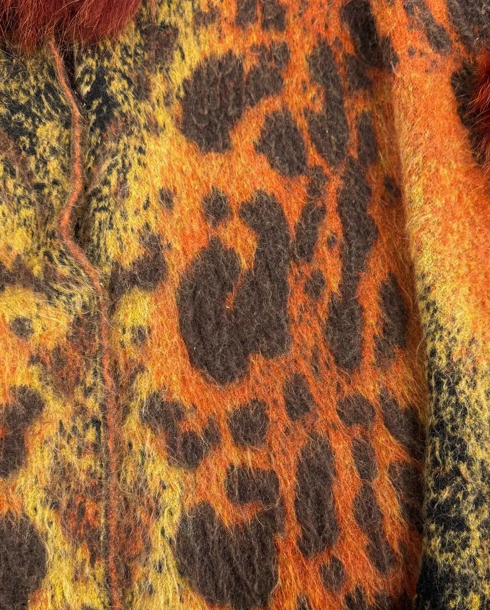 Roberto Cavalli 2000s Roberto Cavalli Vulcano Orange Leopard Fur Collar Mohair & Wool Cardigan Jacket Size M / US 6-8 / IT 42-44 - 12 Thumbnail