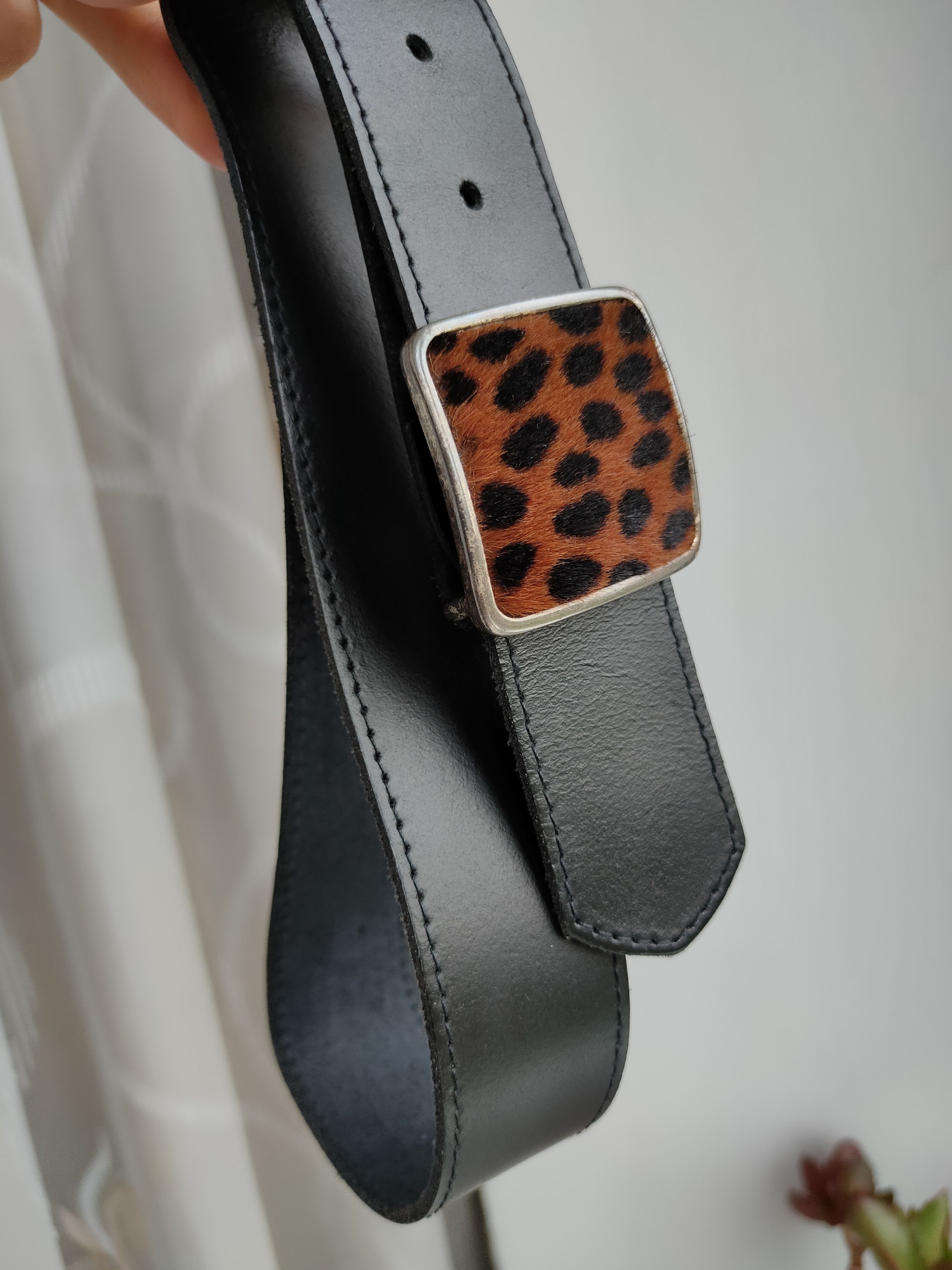 Genuine Leather Leopard woomans leather belts England beautiful vintage belt Size ONE SIZE - 1 Thumbnail