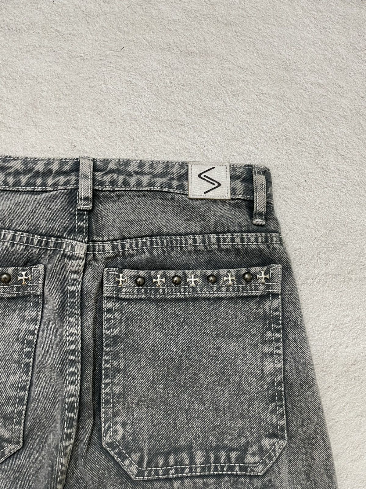 If Six Was Nine 2000s Japanese Denim Studed Independent Wash Grey Y2K LGB Size US 28 / EU 44 - 7 Thumbnail
