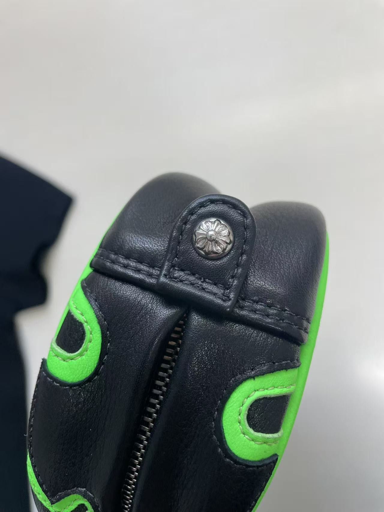 Chrome Hearts Chrome Hearts Leather Cross Patch Black&Green Mini Gym Bag Size ONE SIZE - 7 Thumbnail
