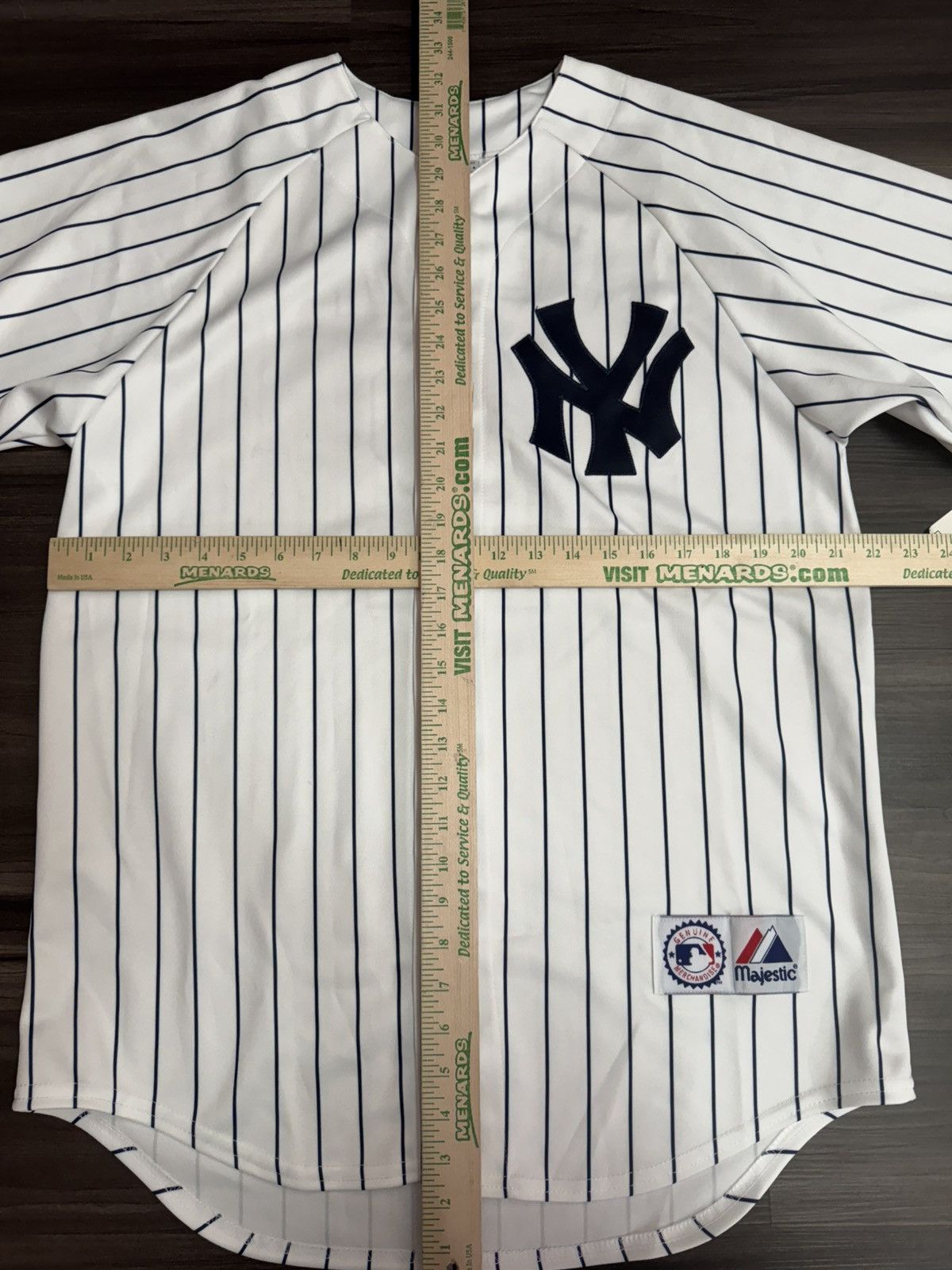 Majestic New York Yankees Derek Jeter 2 MLB Pinstripe Stitched Jersey Size US M / EU 48-50 / 2 - 7 Thumbnail