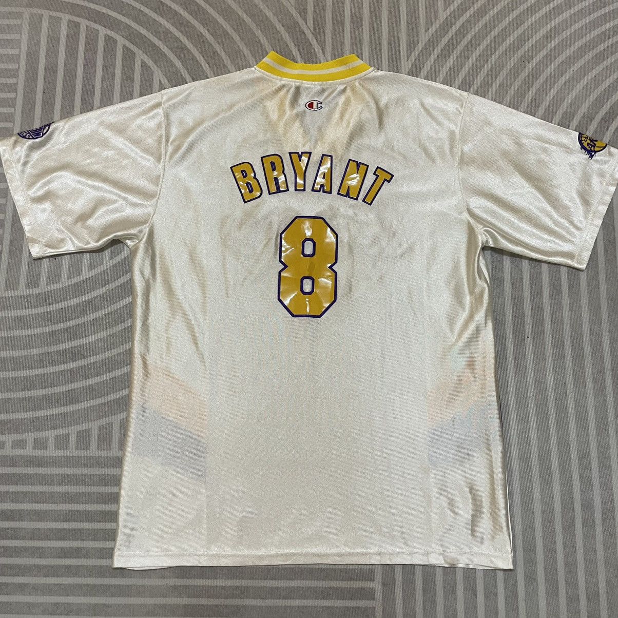 Champion Vintage Champion Lakers Kobe Bryant 8 Jersey Size US XL / EU 56 / 4 - 3 Thumbnail