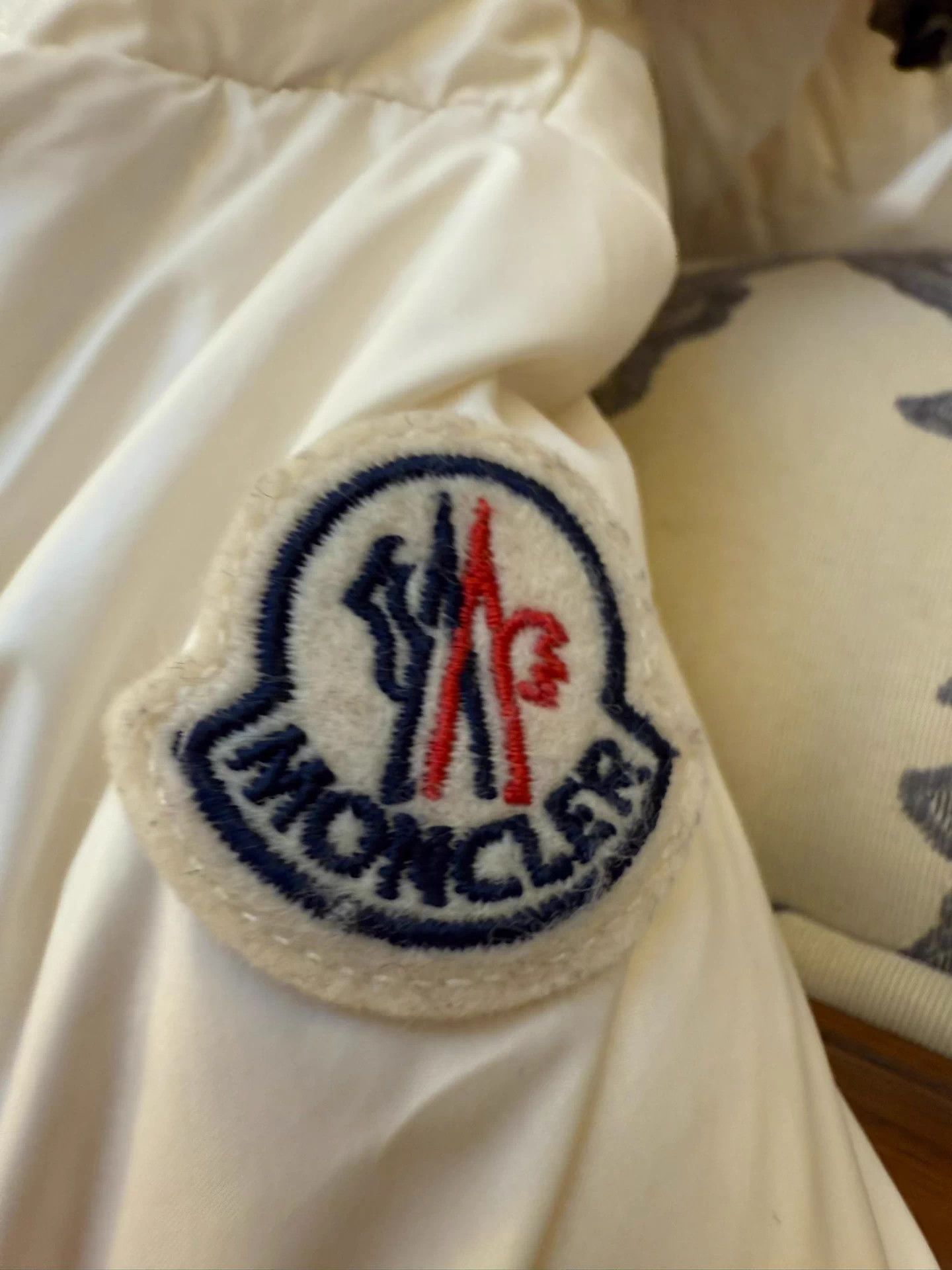 Moncler Moncler Parana down jacket women's size 0 95 new Size XS / US 0-2 / IT 36-38 - 3 Thumbnail
