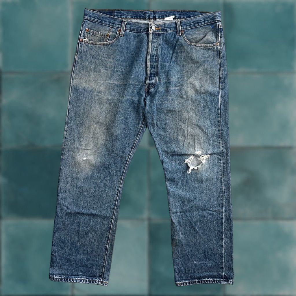 Levi's Levi's 501 Vintage 90s XX Straight Jeans 42x30 Light Wash Blue Mid Rise Men Regular 42 Inseam 30 Levi's 501 Series 90s Vintage Straight Jeans Mens Size US 42 / EU 58 - 1 Thumbnail