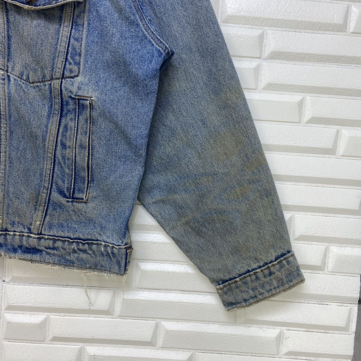 Hard Rock Cafe Vintage Hard Rock Cafe Bangkok Denim Trucker Jacket Size US M / EU 48-50 / 2 - 7 Thumbnail