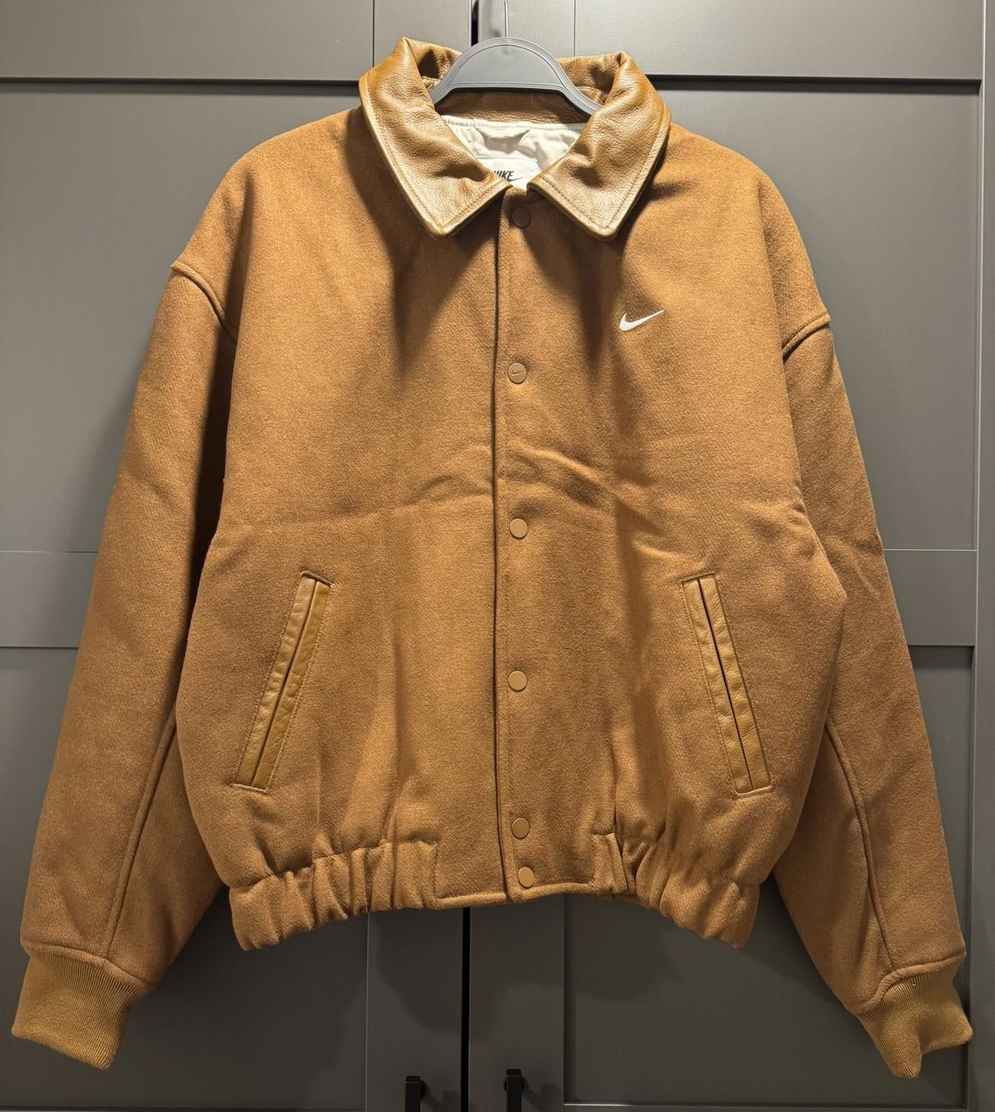 Nike Men's XS - Nike Varsity Jacket Wool Leather Brown Mens $250 Size US XS / EU 42 / 0 - 1 Thumbnail