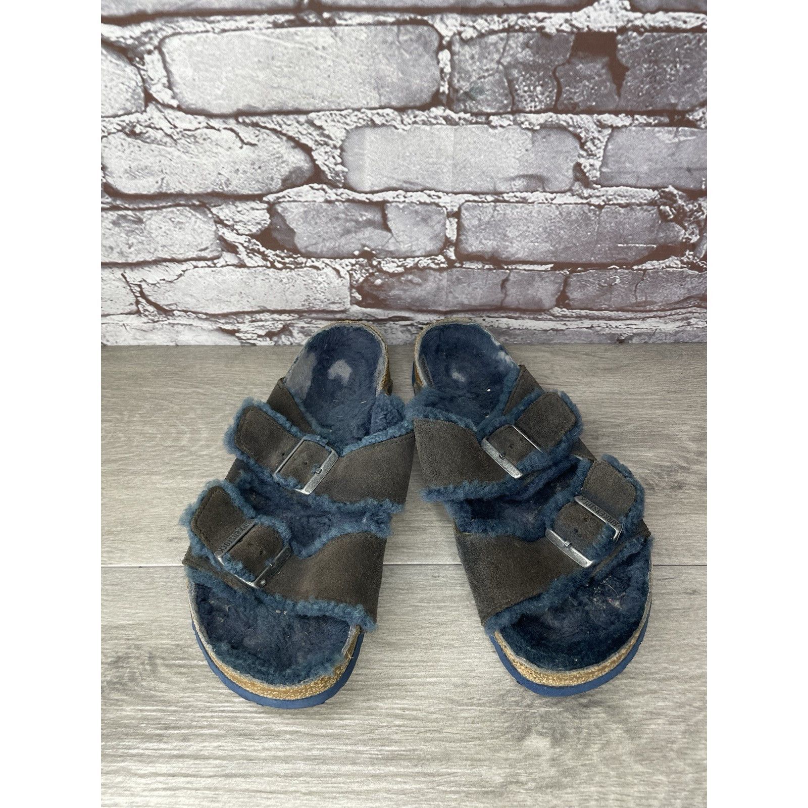 Birkenstock Birkenstock Arizona Fur Midnight Navy Strap Slides Sandals W Size US 10 / IT 40 - 2 Thumbnail