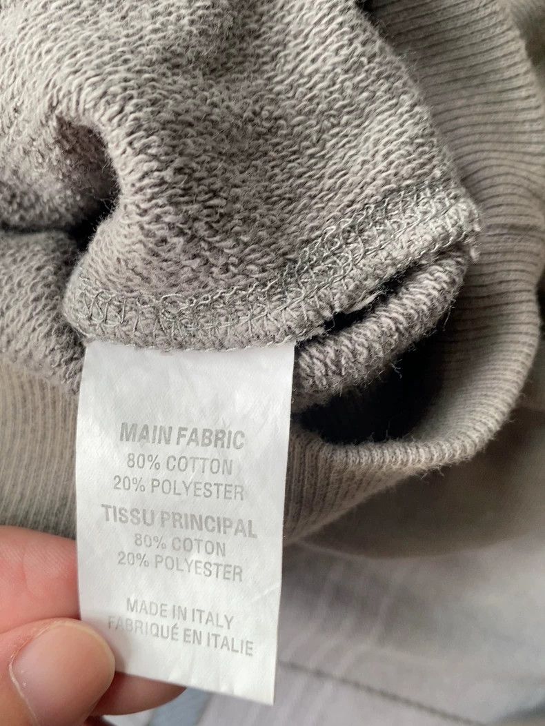 Vetements Vetements Champion Collaborative Distressed Off-the-should Size US L / EU 52-54 / 3 - 5 Thumbnail