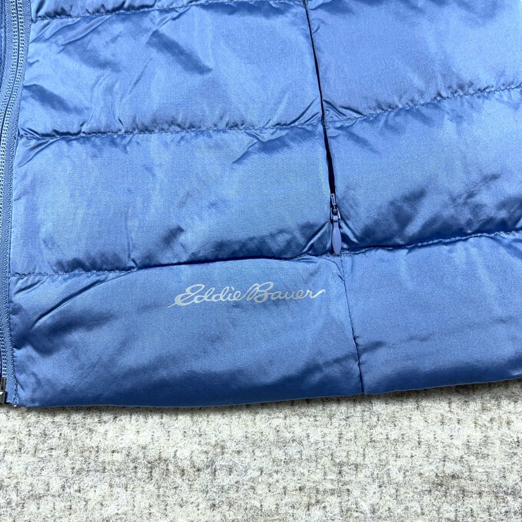 Eddie Bauer VINTAGE Eddie Bauer Puffer Vest Women Small Blue Down Fill EB650 Full Zip Jacket Size S / US 4 / IT 40 - 3 Thumbnail