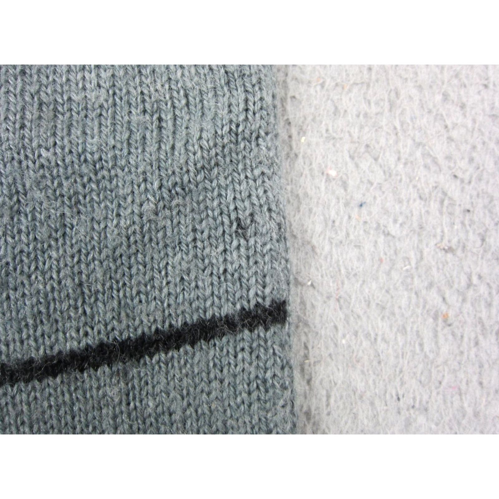 Vintage VINTAGE Shore Club Vest Sweater Mens L Gray Wool Blend V-Neck Knit 80s Size US L / EU 52-54 / 3 - 3 Thumbnail