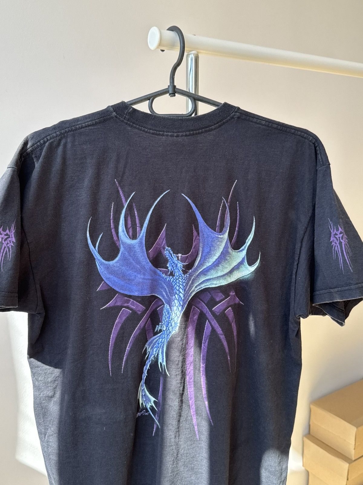 Vintage Vintage Y2K Tribal Dragon T-shirt Size US L / EU 52-54 / 3 - 2 Thumbnail