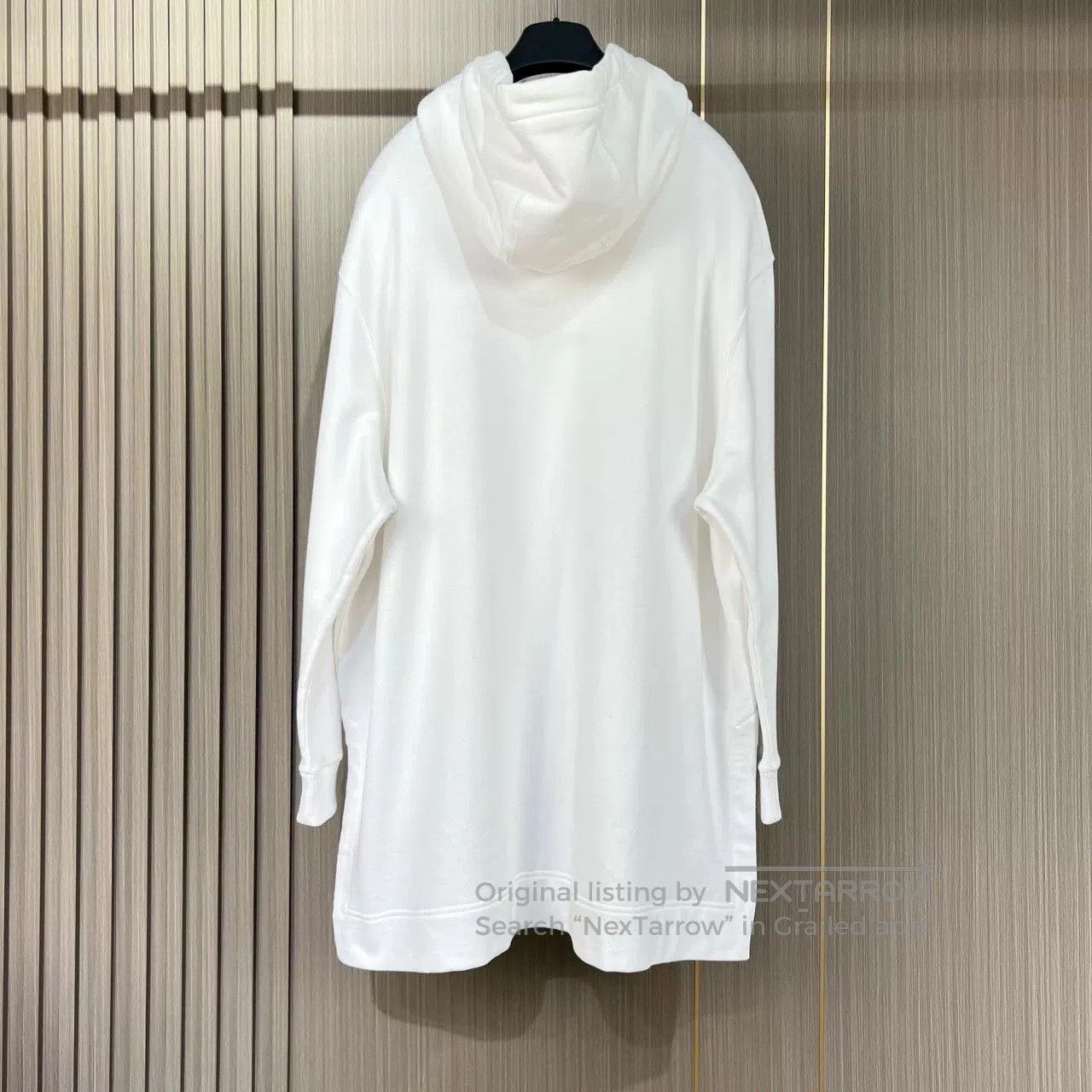 Burberry Burberry Embroidered Deer Letter Hoodie. Size XS / US 0-2 / IT 36-38 - 2 Thumbnail