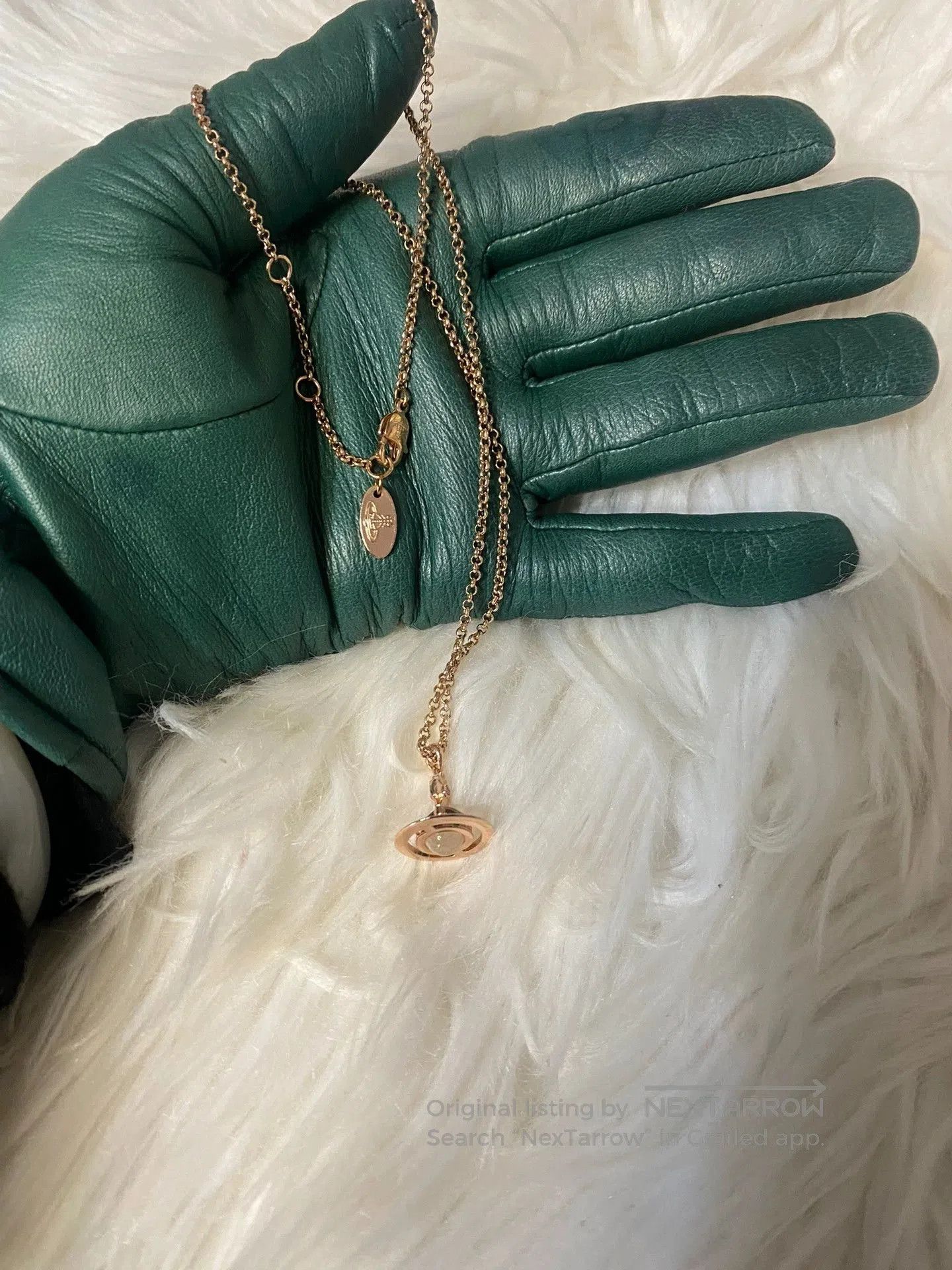 Vivienne Westwood Vivienne Westwood Rose Gold Orb Necklace. Size ONE SIZE - 5 Thumbnail