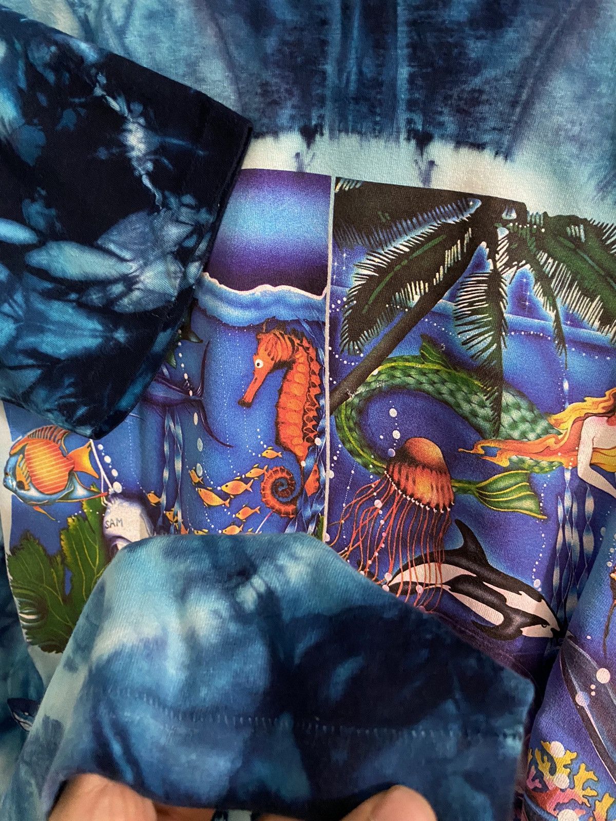 Habitat × Vintage Habitat Seaworld Back 2 Back Size US M / EU 48-50 / 2 - 5 Thumbnail