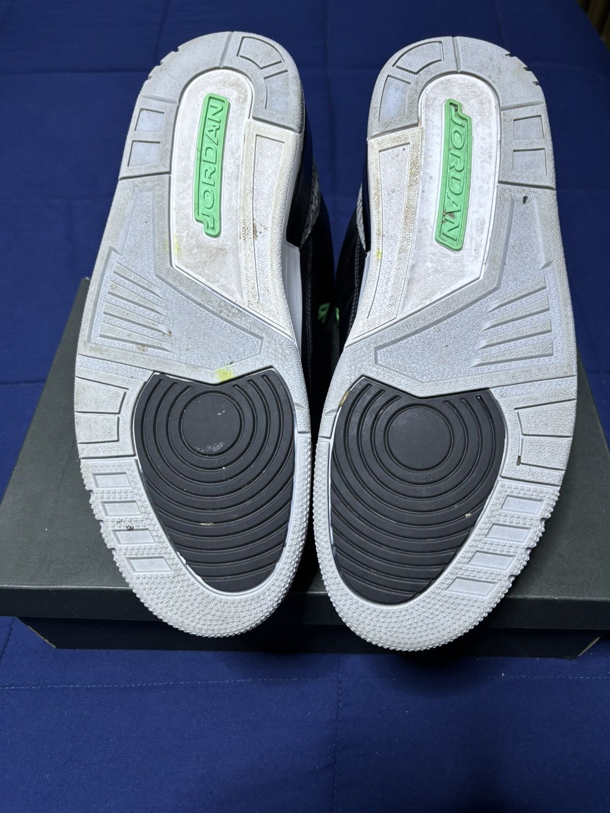 Jordan Brand Jordan 3 Retro Green Glow 2024 Size 12 Size US 12 / EU 45 - 5 Thumbnail