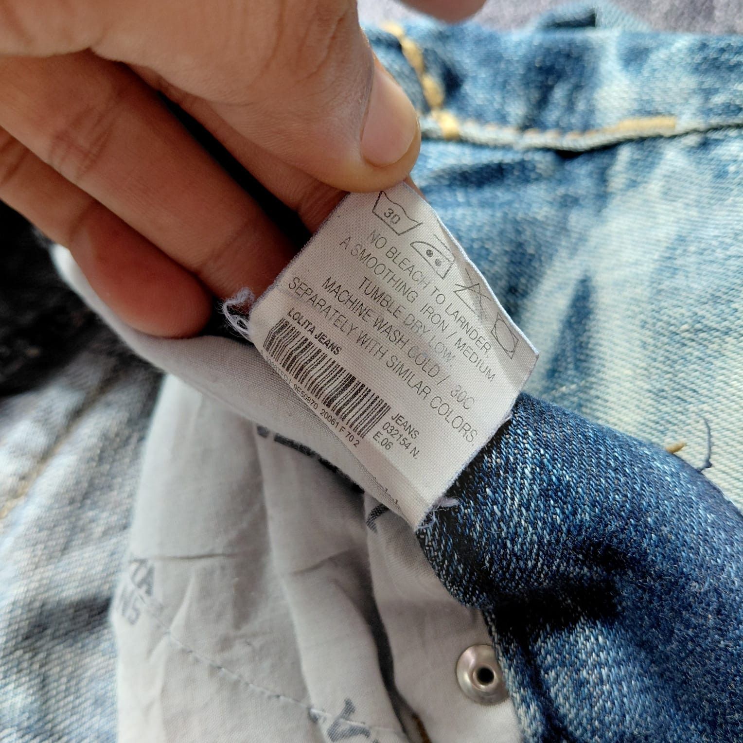 Tornado Mart Yoshitomo Nara Lolita Distresed Flare Jeans Size US 29 - 10 Thumbnail