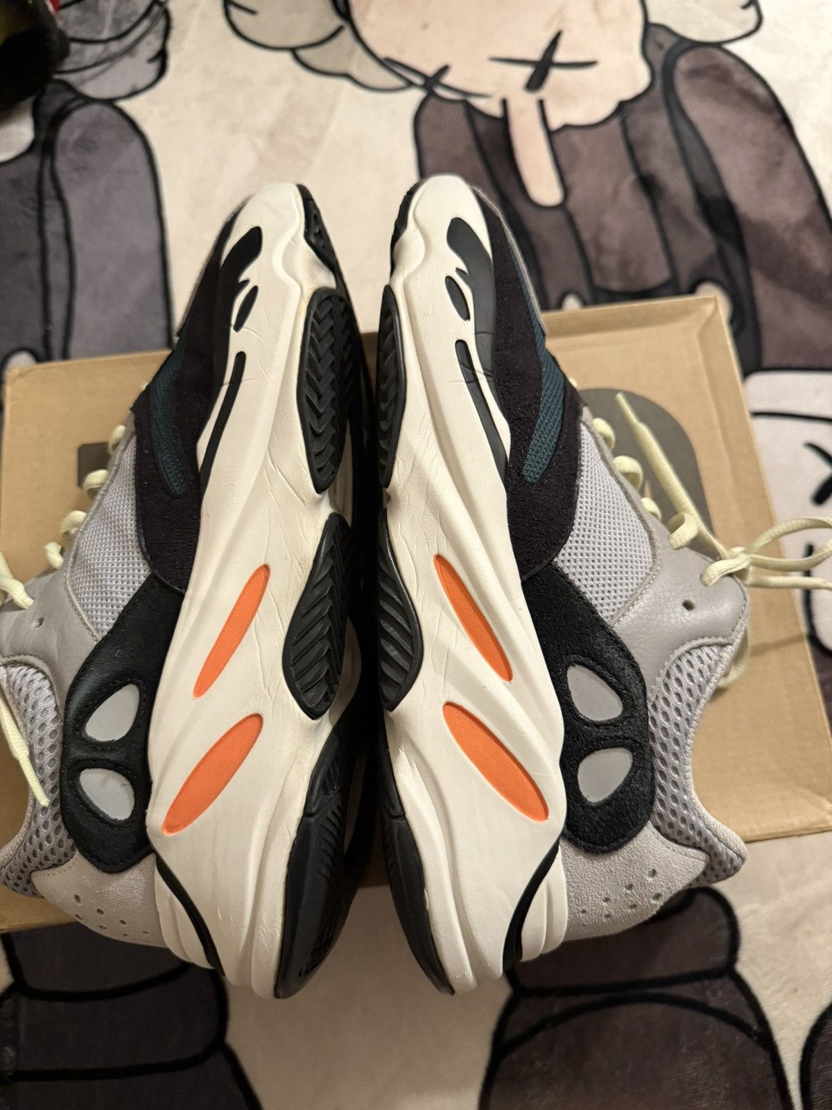 Yeezy Yeezy 700 Wave Runner Size US 10 / EU 43 - 9 Thumbnail