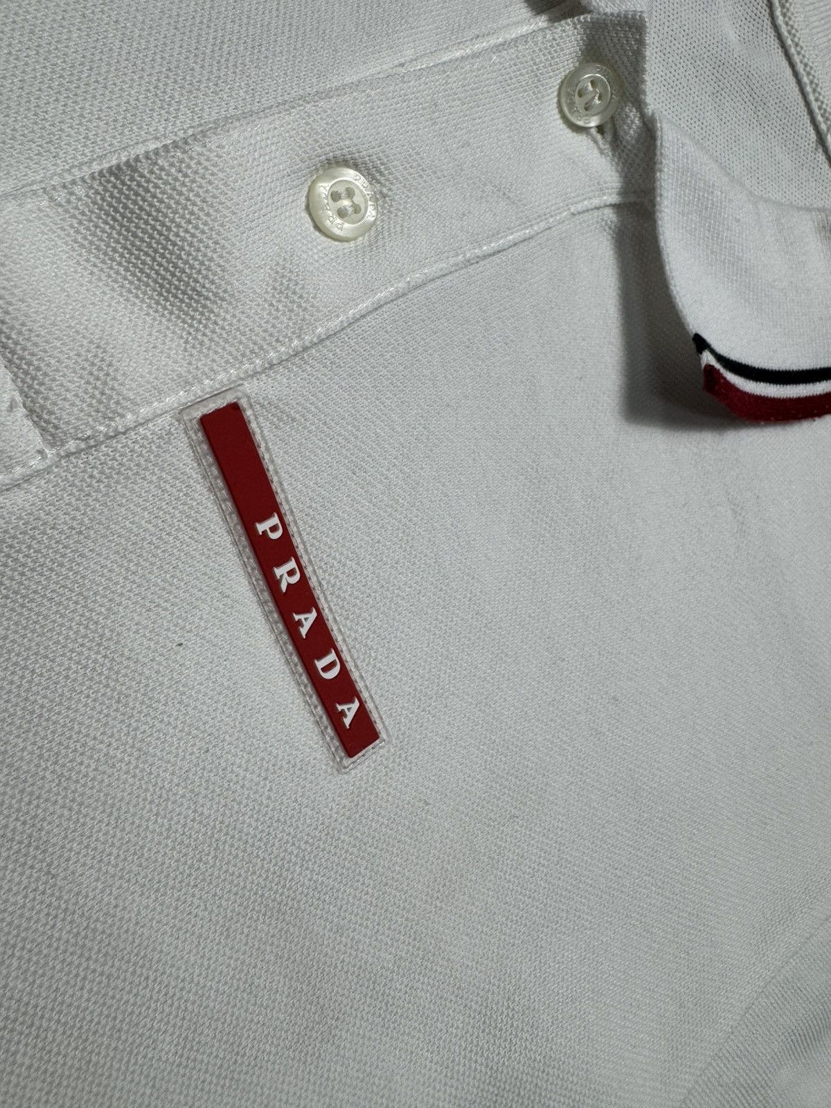 Prada Prada Red Tab Polo Shirt Luxury Vintage White Size US M / EU 48-50 / 2 - 7 Thumbnail