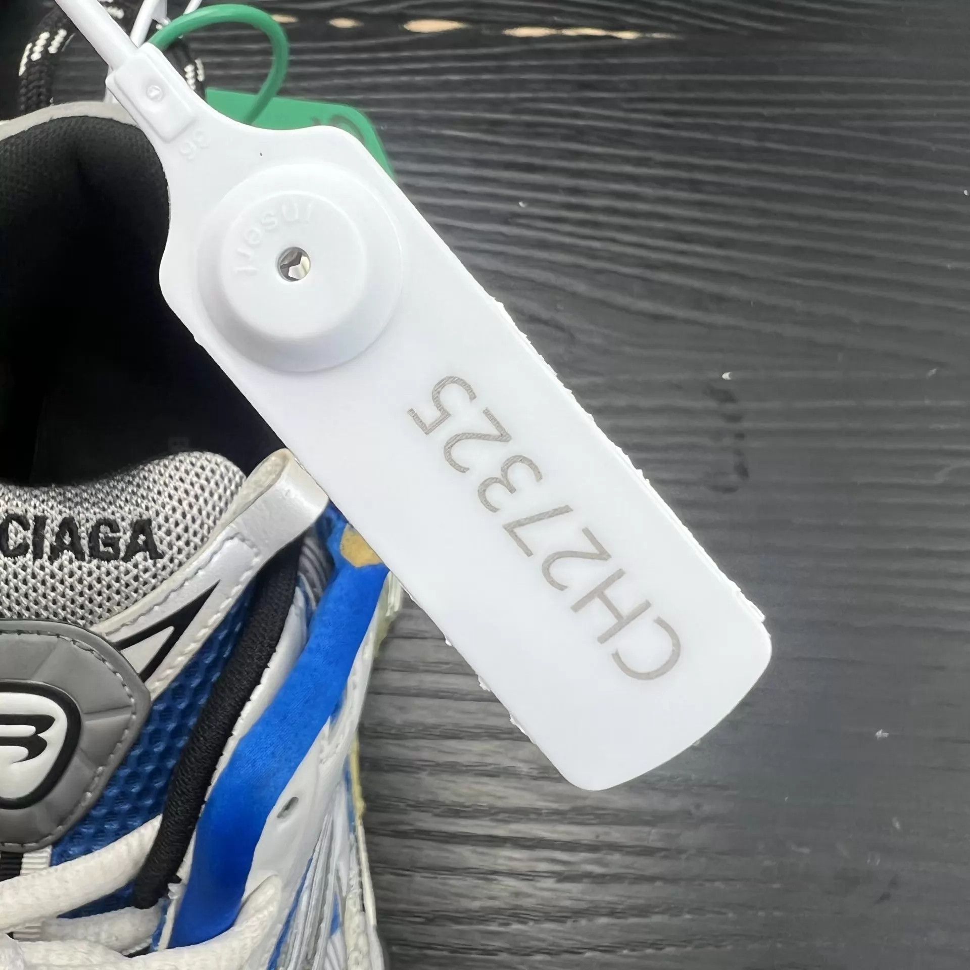 Balenciaga Balenciaga Runner White/Blue Distressed 43 Mint Size US 10 / EU 43 - 9 Thumbnail
