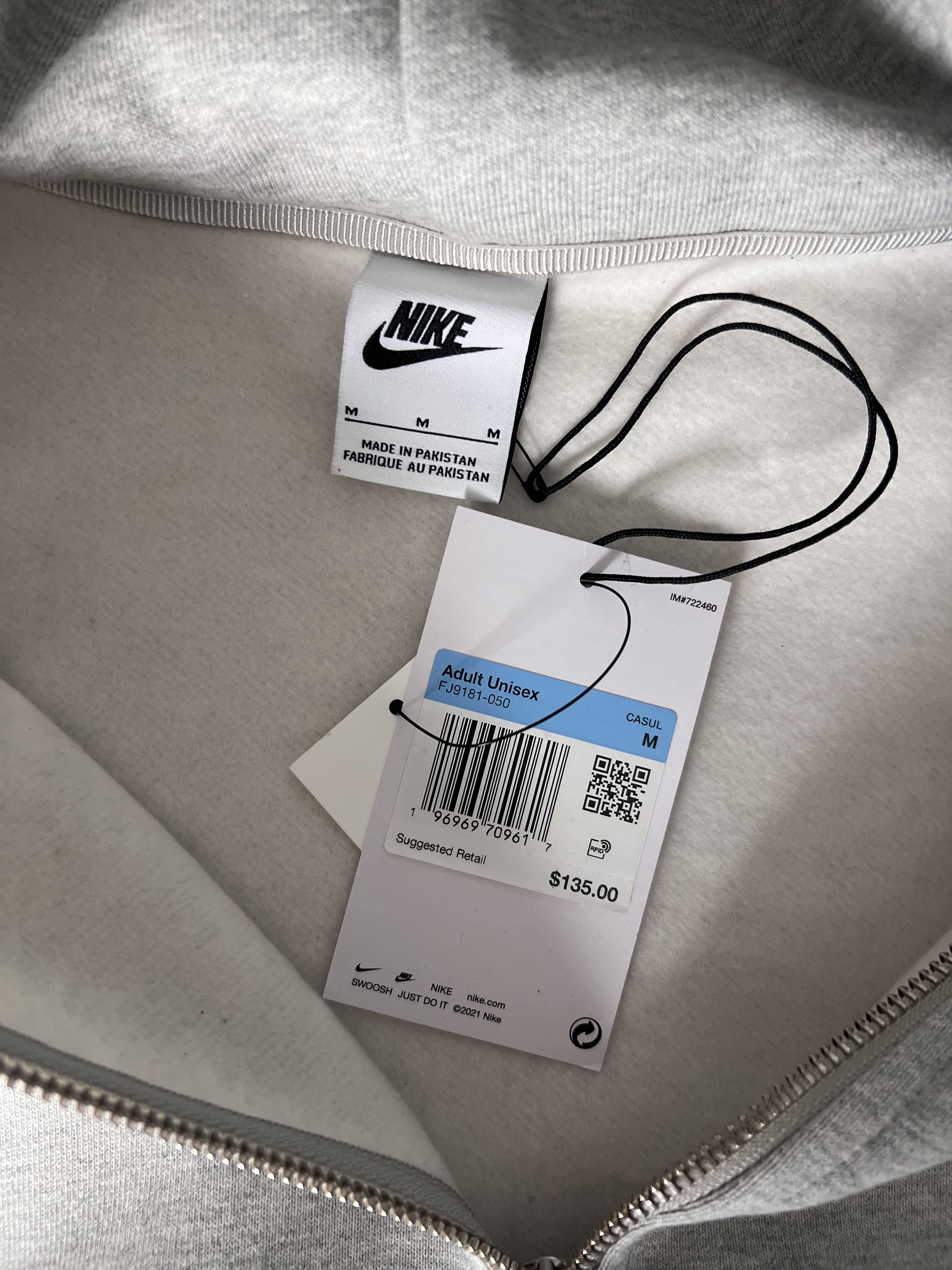 Vintage 90s Disney Mens Large Distressed Spell Out Mickey Baltimore T-Shirt Gray