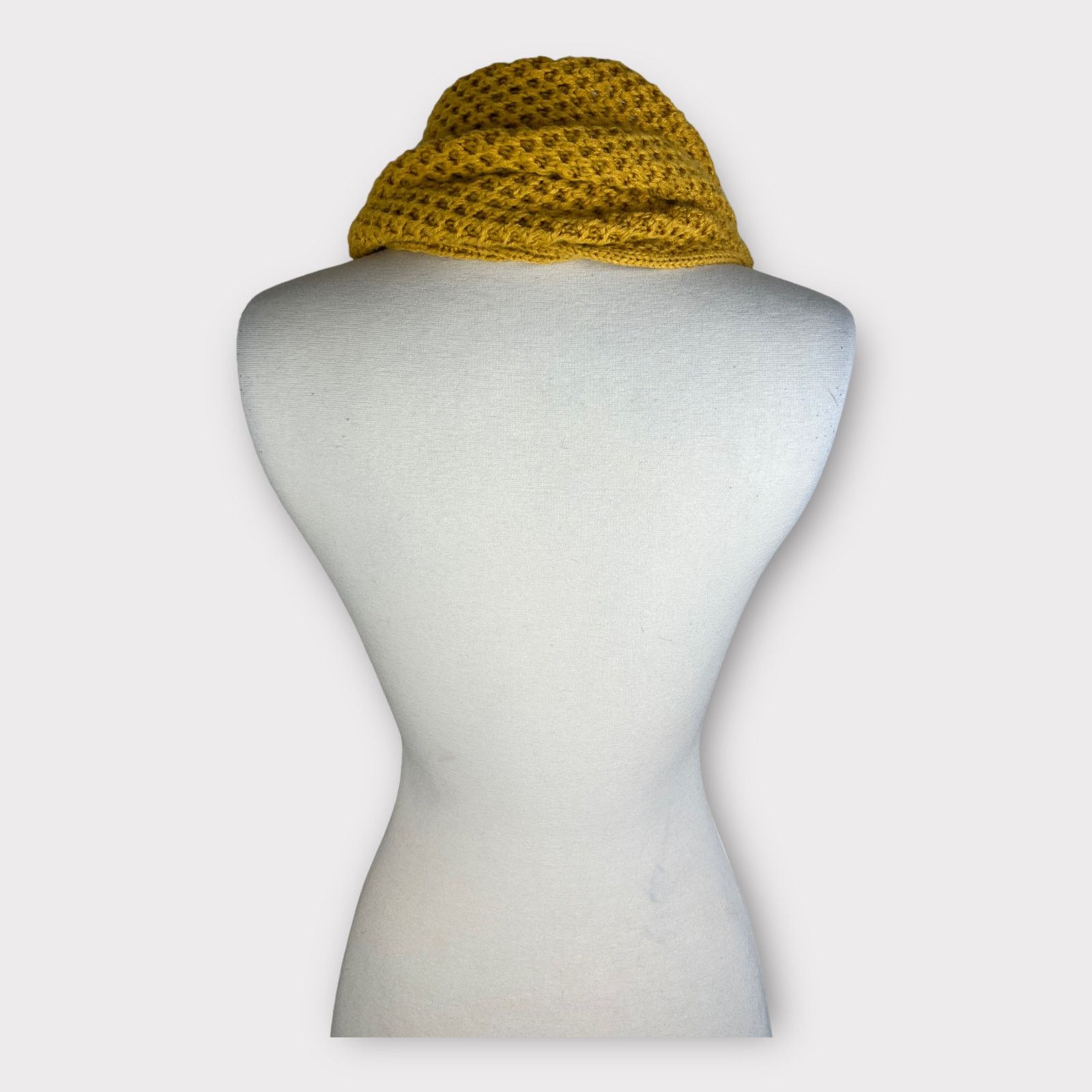 Vintage Vintage Crochet Knit Mustard Circle Infinity Scarves | OS Size ONE SIZE - 4 Thumbnail