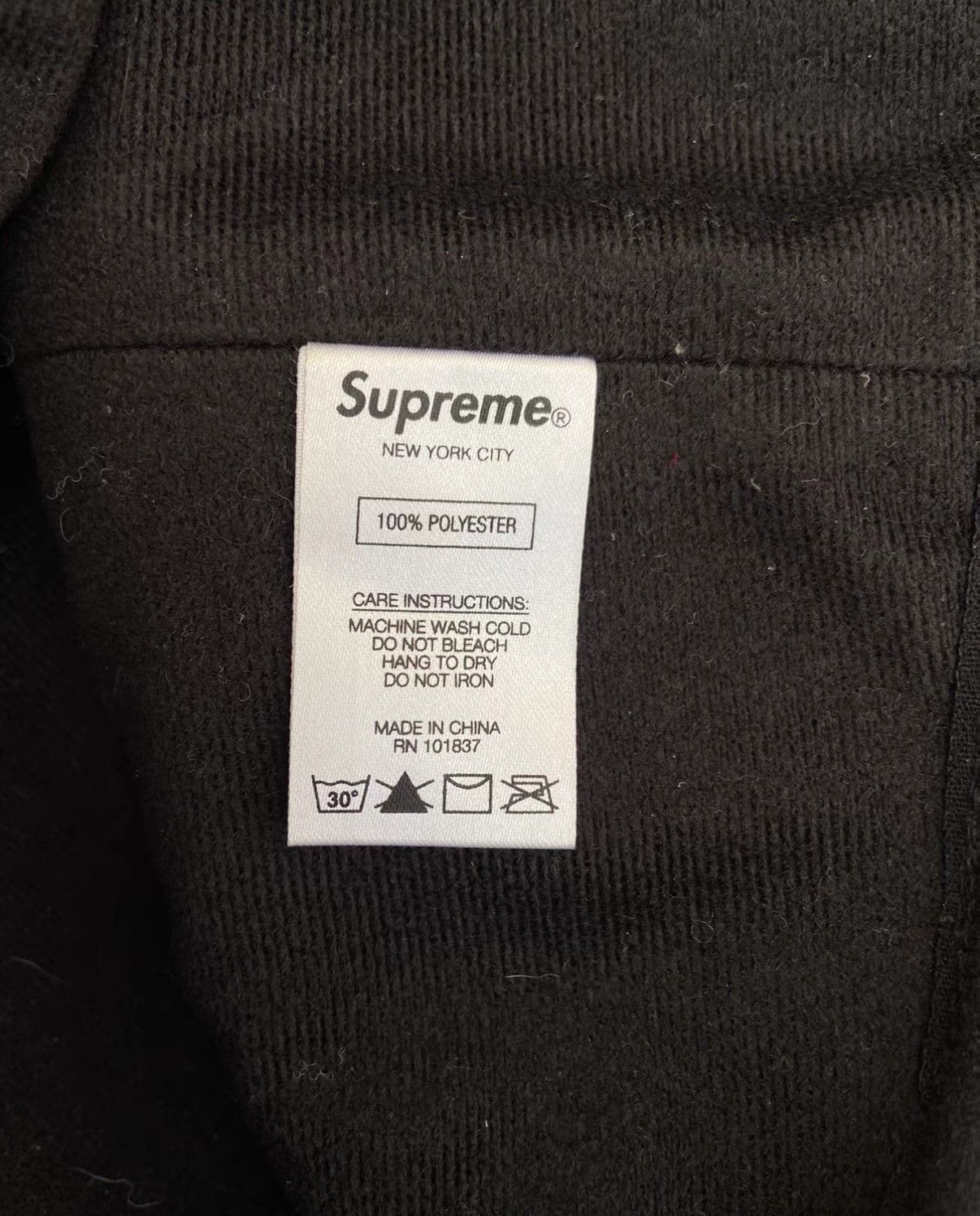 Supreme Supreme 19FW Bandana Fleece Neck Gaiter Size ONE SIZE - 3 Thumbnail