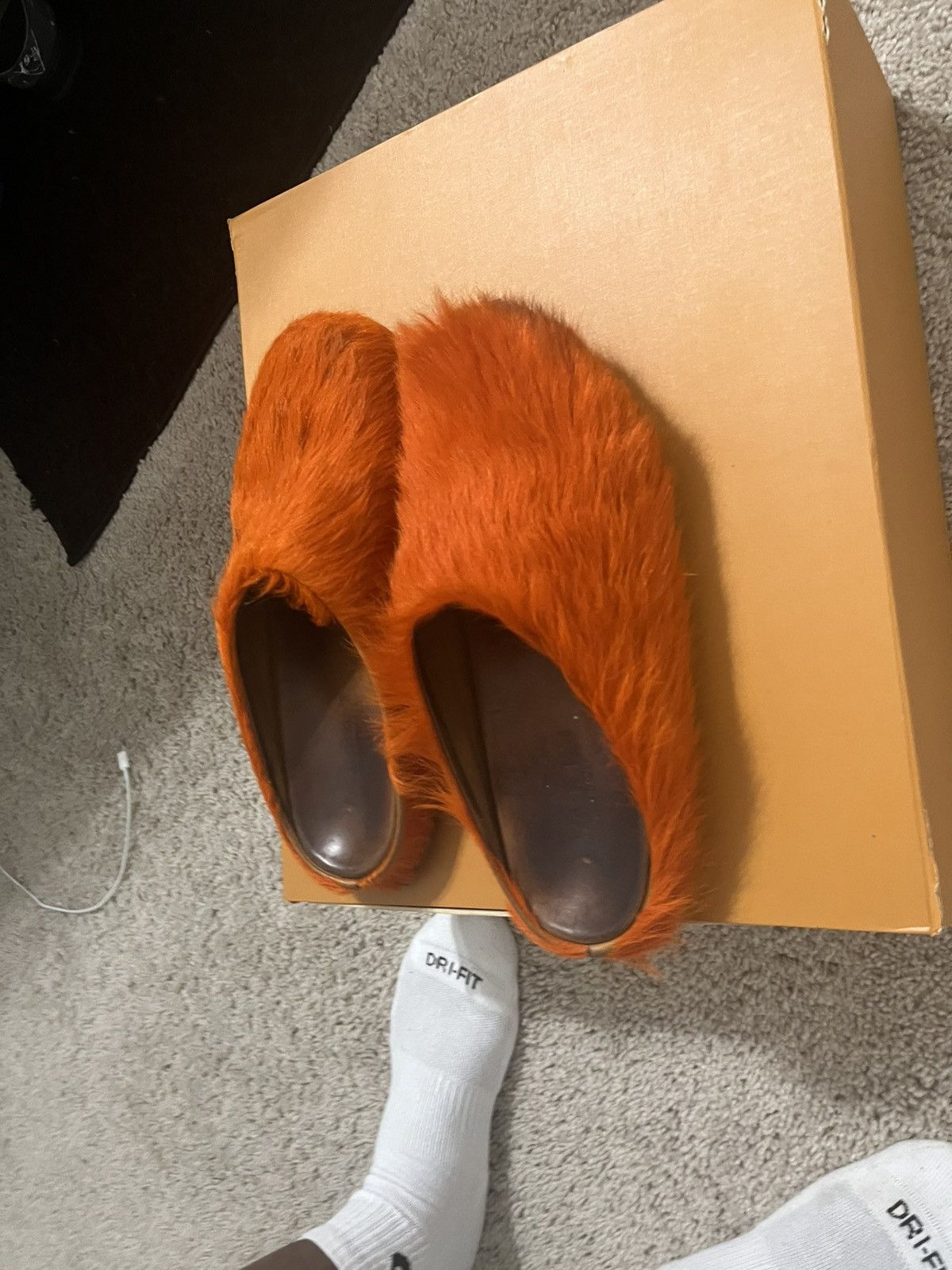 Orange Marni fur slides brand new never worn before Marni Orange Marni fur slides | Grailed main image 4