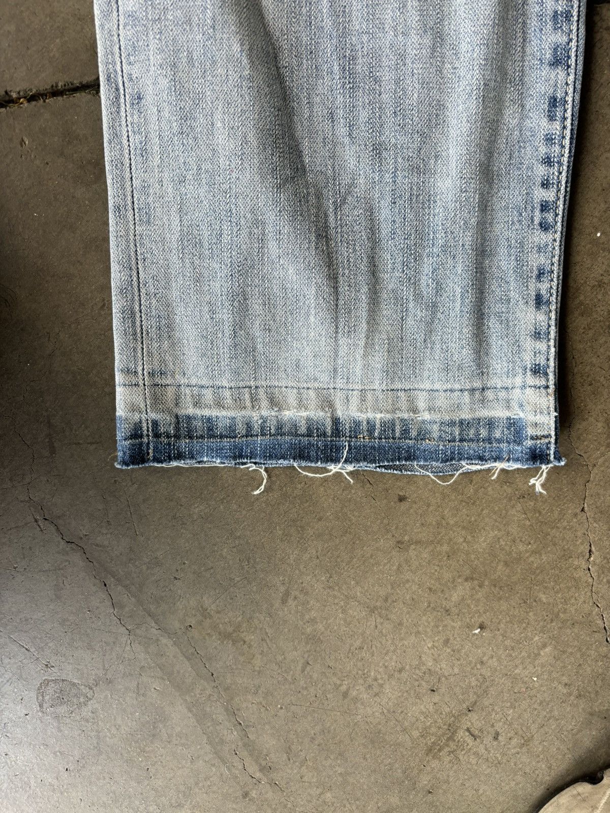 Wrangler Vintage Blue Wrangler Distressed Jeans Size US 34 / EU 50 - 4 Thumbnail