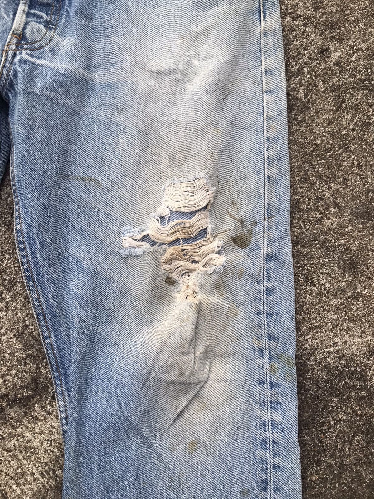 Levi's Vintage Levis 501 Buttonfly Distressed Size US 37 - 5 Thumbnail
