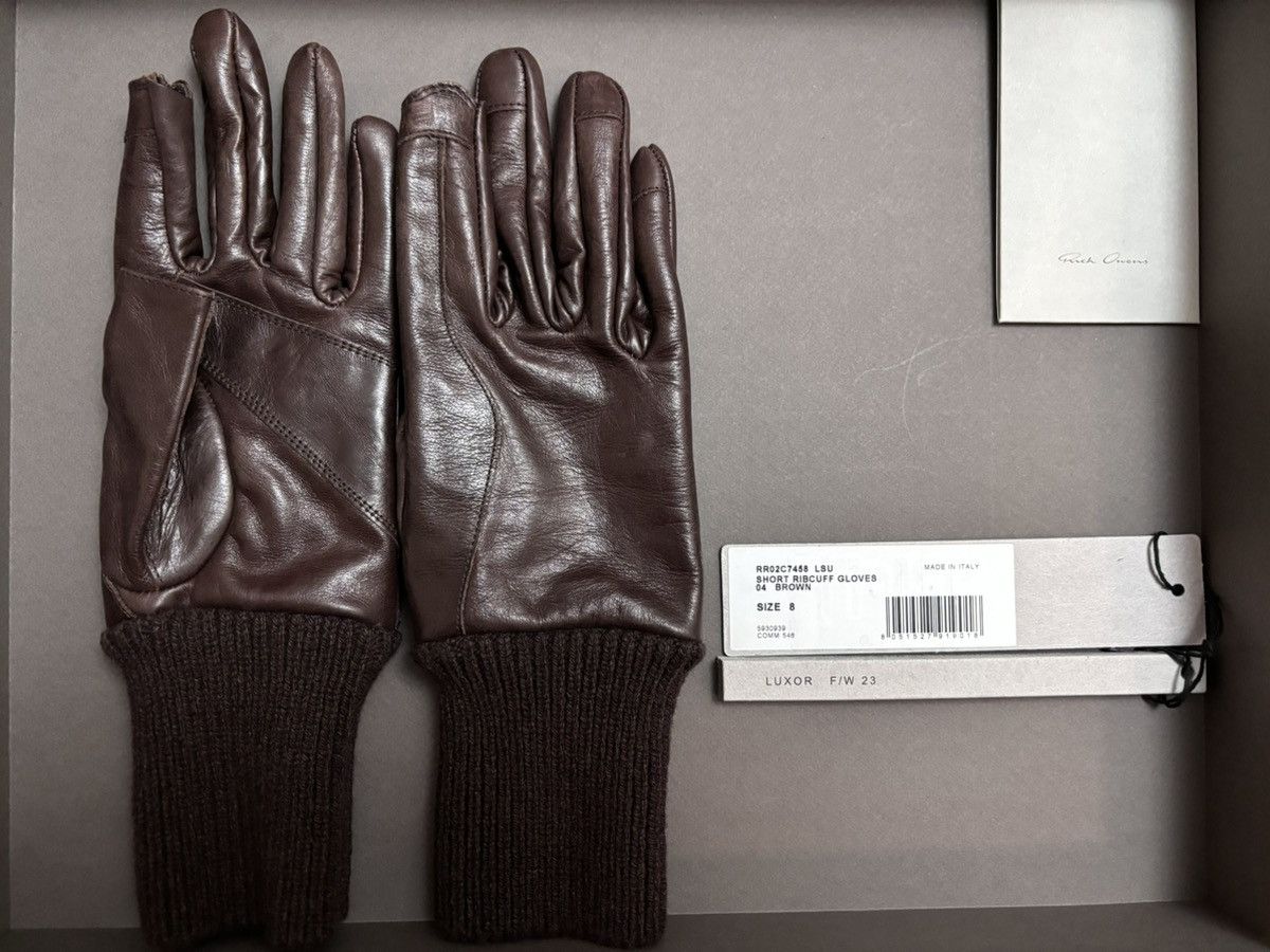 image of Rick Owens Ribcuff Gloves 8 in Brown, Men's