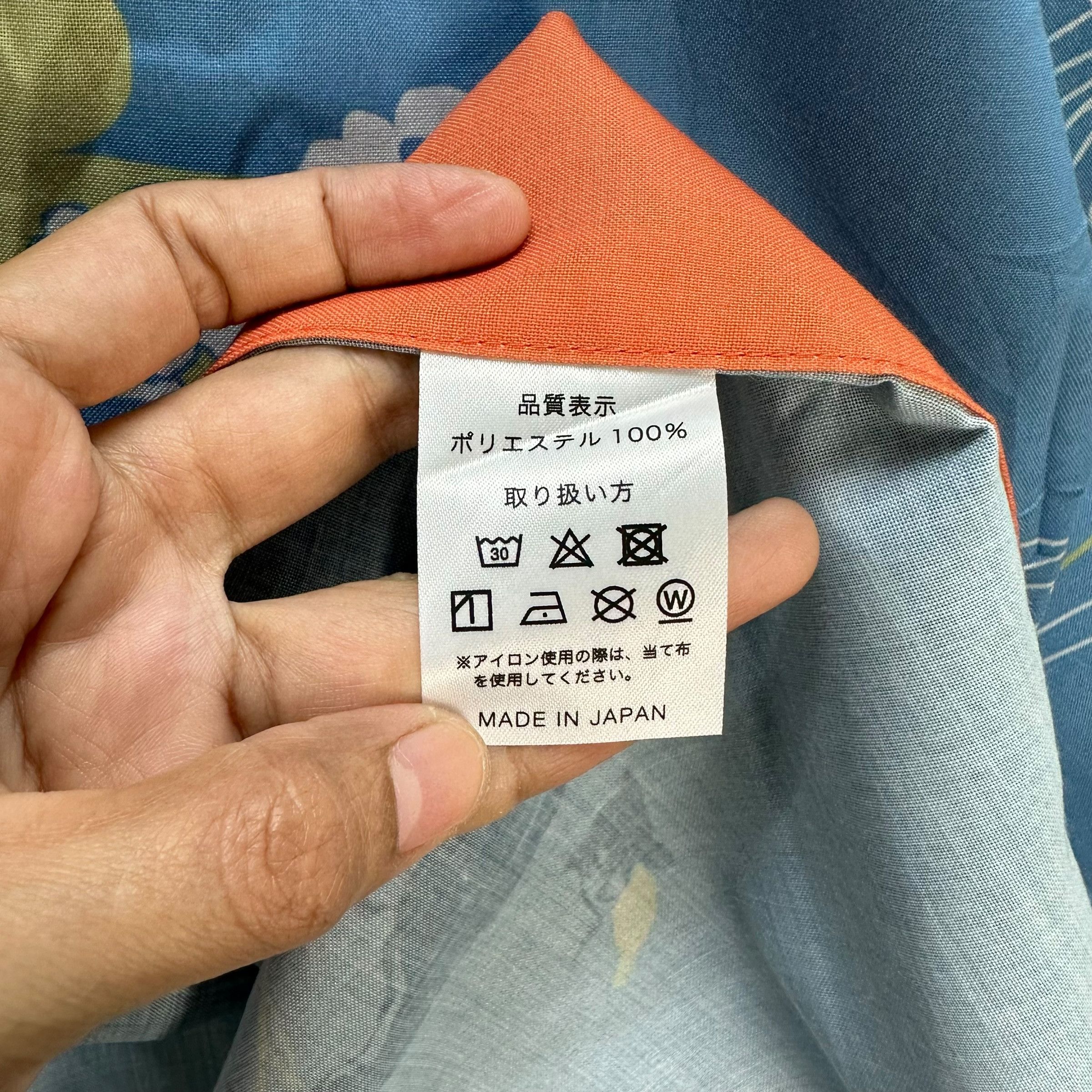 Japanese Brand Tokyo University of the Arts Whale Graphic Kimono #A17-0415 Size US L / EU 52-54 / 3 - 8 Thumbnail