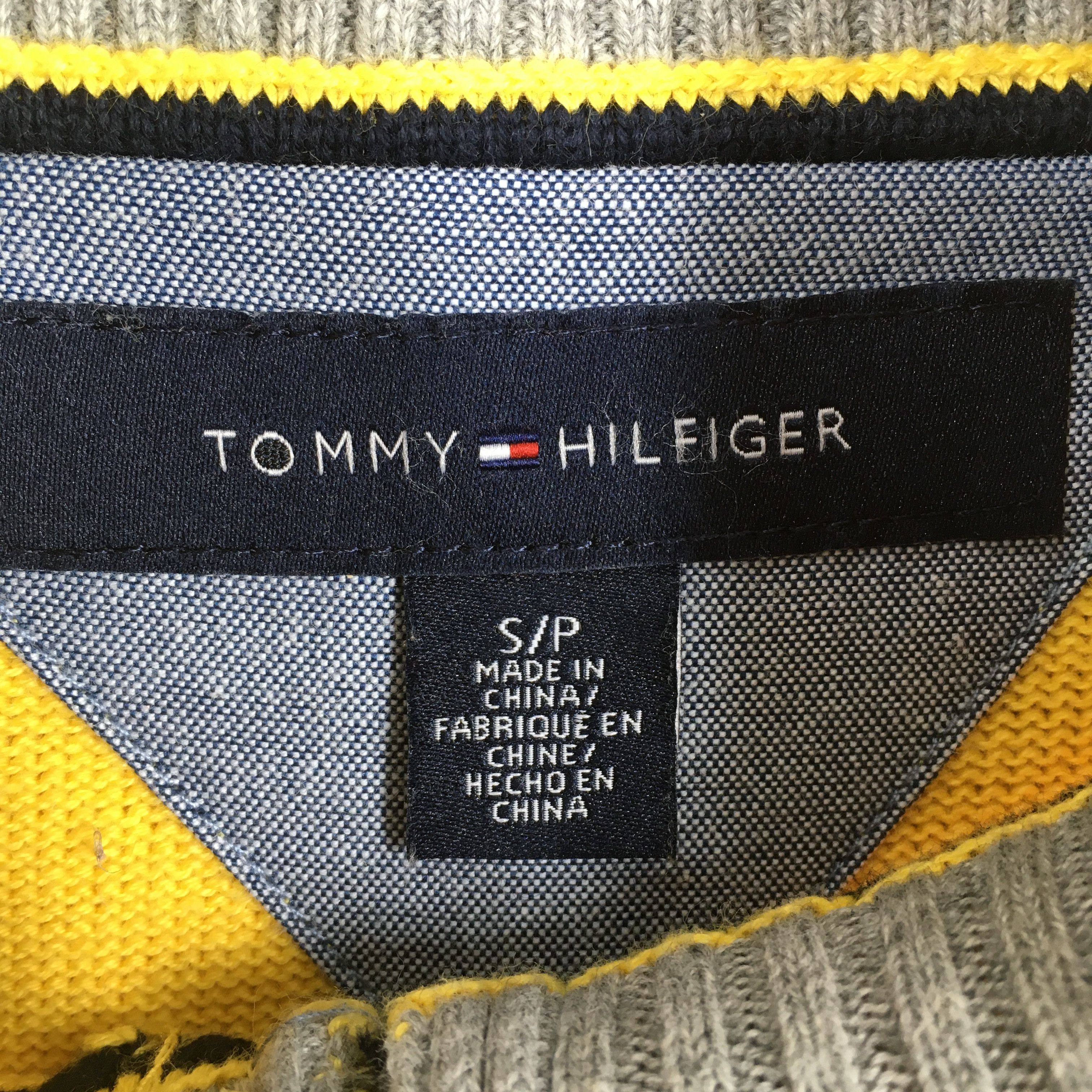 Tommy Hilfiger × Vintage Vintage 90s Tommy Hilfiger Stripes Sweater Small Size US S / EU 44-46 / 1 - 5 Thumbnail