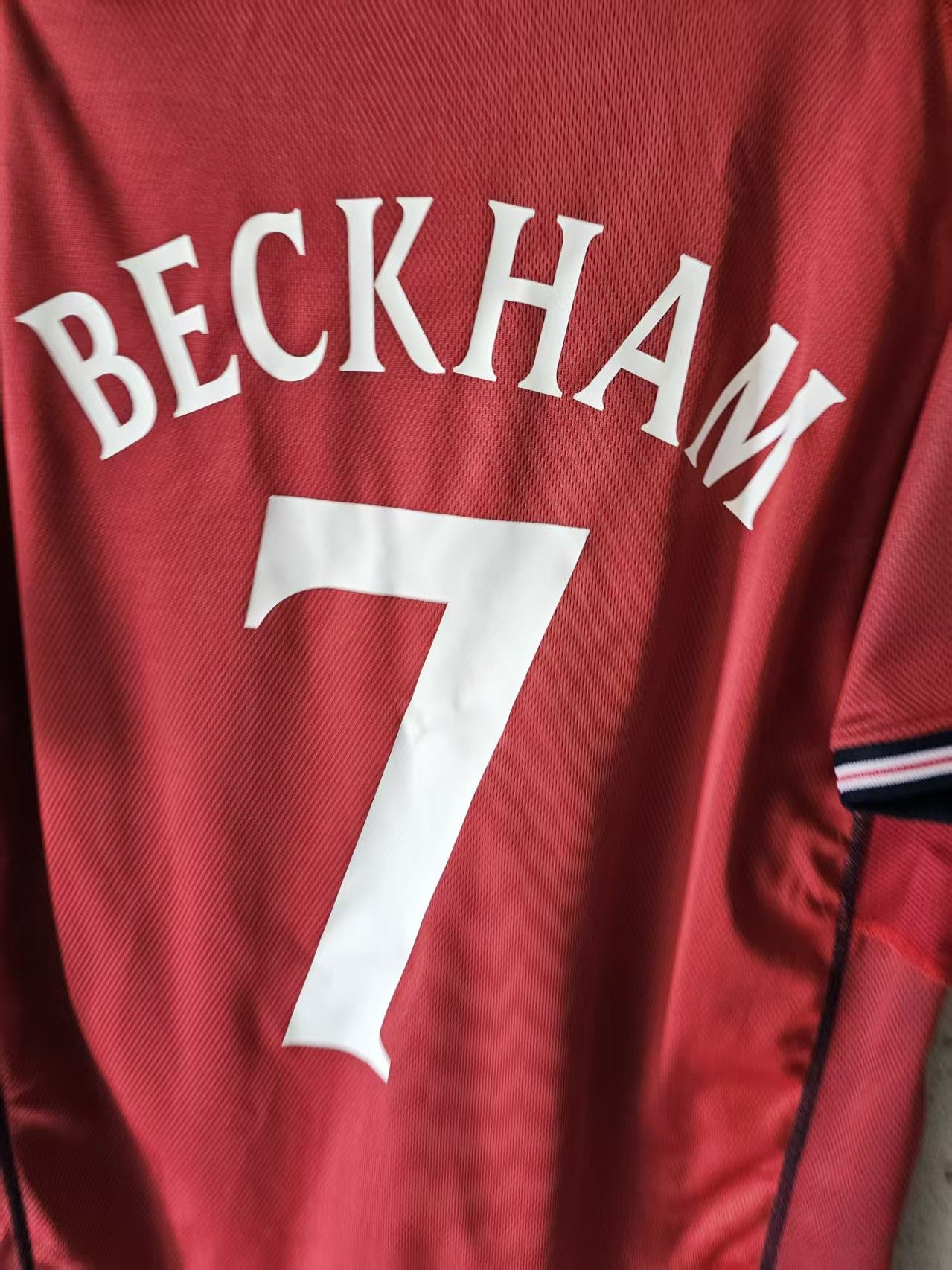 Other 2002 England #7 David Beckham Jersey Size US XL / EU 56 / 4 - 5 Thumbnail