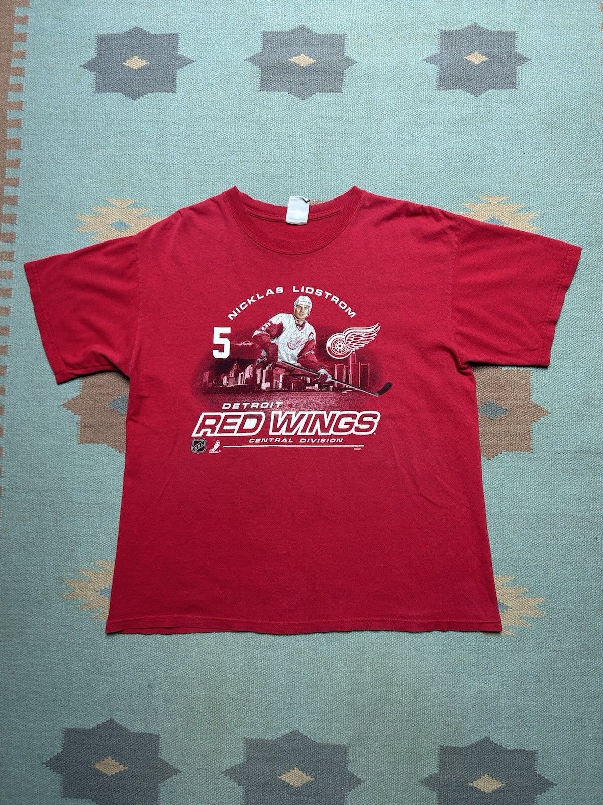 Vintage Vtg t shirt Detroit red wings hockey Nicklas Lidstrom L/XL Size US L / EU 52-54 / 3 - 1 Thumbnail