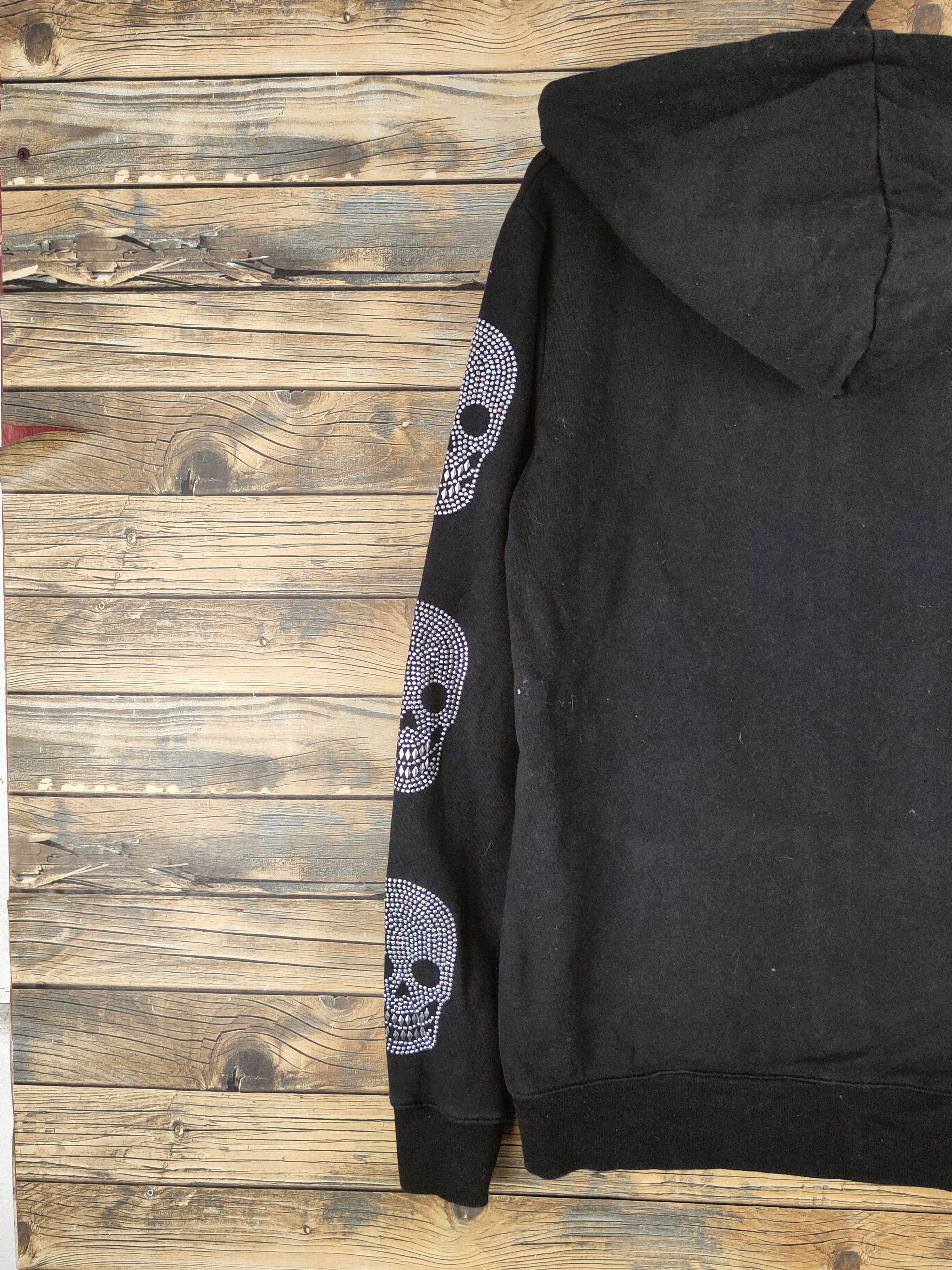 Japanese Brand DL Japan streetwear Black Skulls Hoodie Sweaters #47-107 Size US M / EU 48-50 / 2 - 9 Thumbnail