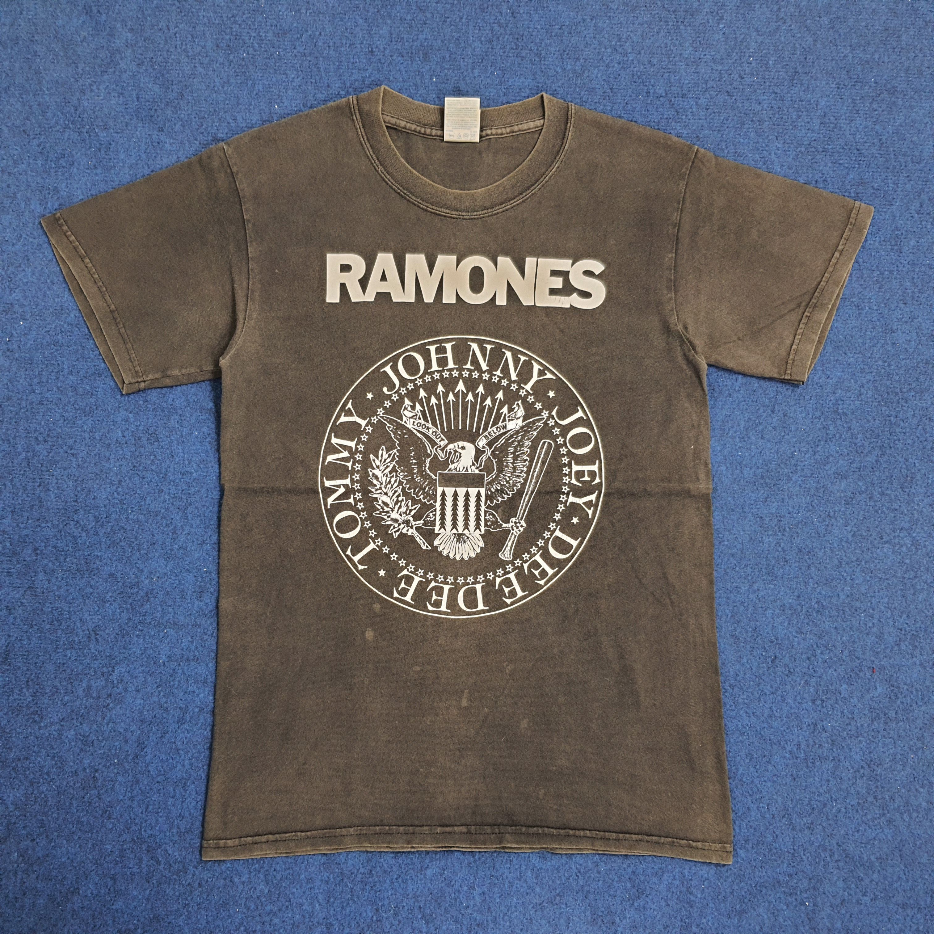 Band Tees RAMONES Band Tees Size US S / EU 44-46 / 1 - 1 Thumbnail