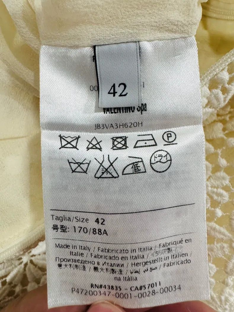 Valentino Valentino Lace dress Size L / US 10 / IT 46 - 5 Thumbnail