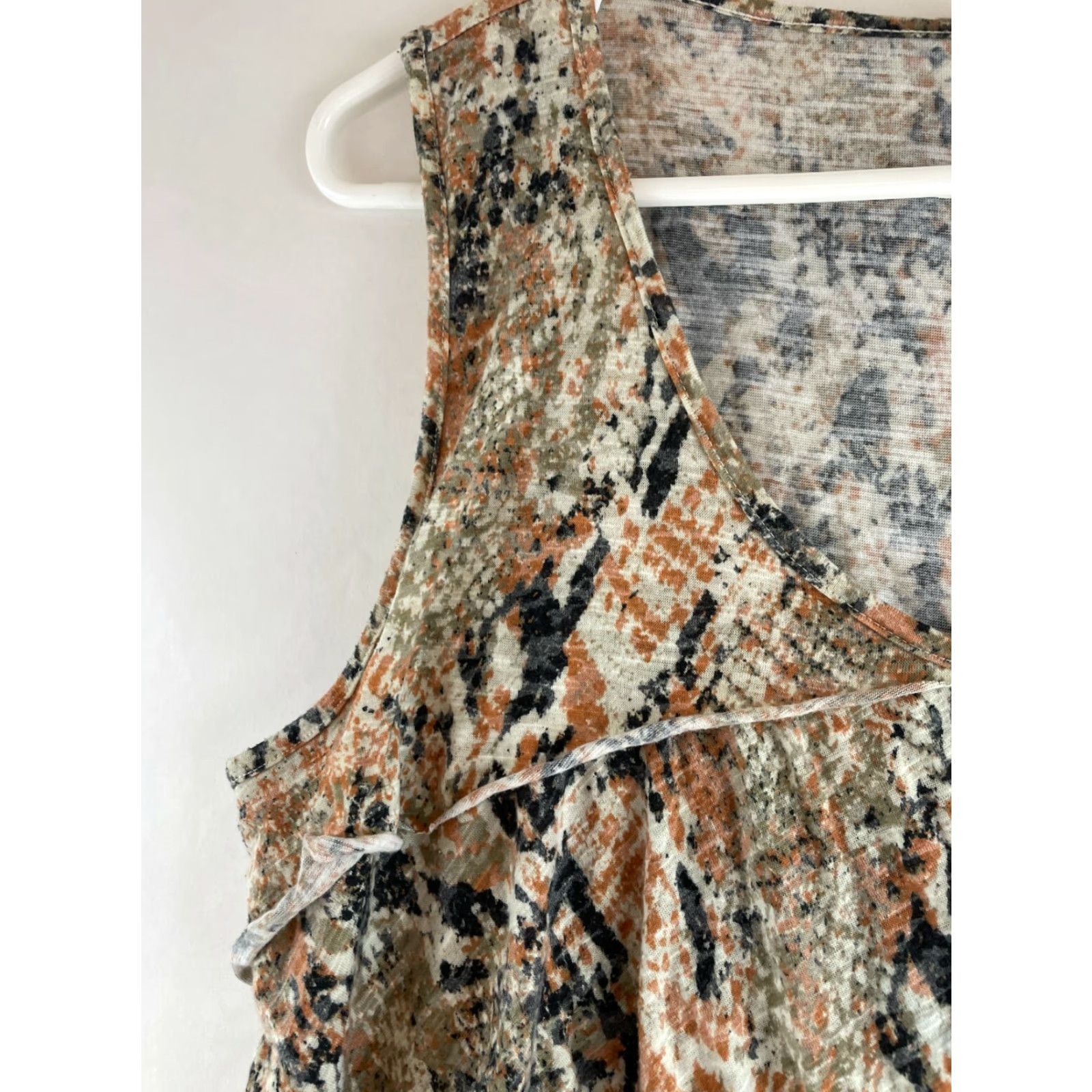 Vintage Willow Bay Tank Top Women's Size 6 Brown Snake Skin Print Sleeveless Scoop Neck - Casual Shirt, Regular, Brown, 6, Snake, 90s? Size M / US 6-8 / IT 42-44 - 3 Thumbnail