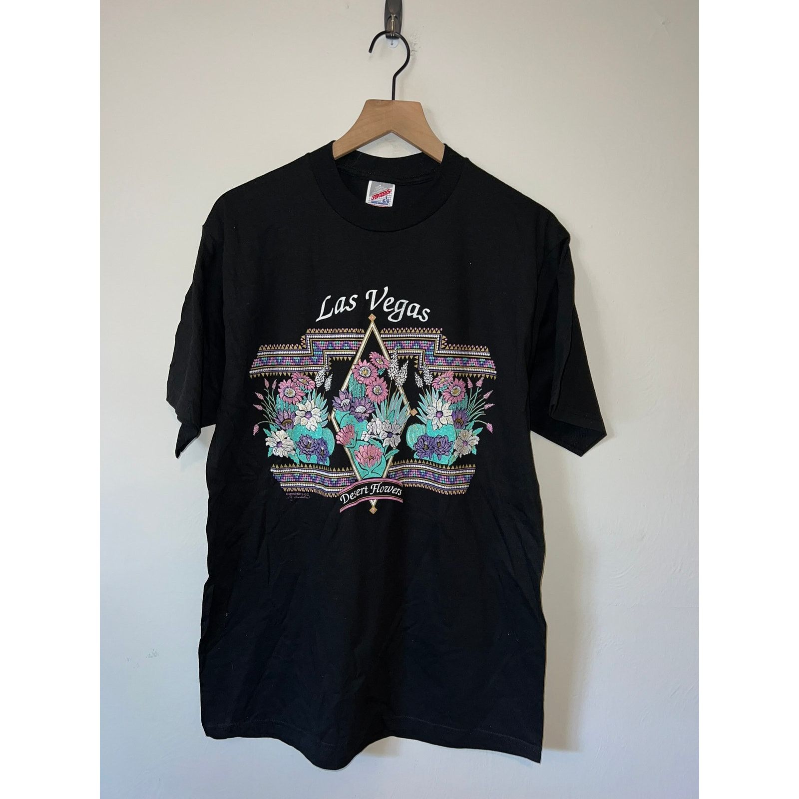 Jerzees Vintage Las Vegas Casino Western Flower Graphic Black Shirt Size US L / EU 52-54 / 3 - 1 Thumbnail