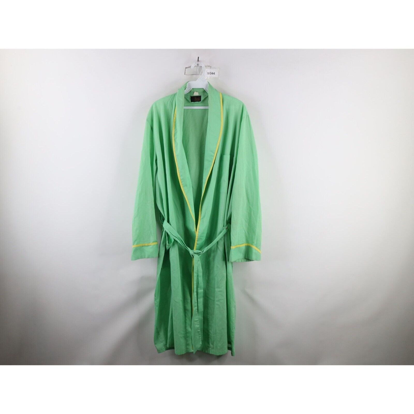 Vintage Vintage 60s 70s Streetwear Distressed Lightweight Robe Size US M / EU 48-50 / 2 - 1 Thumbnail