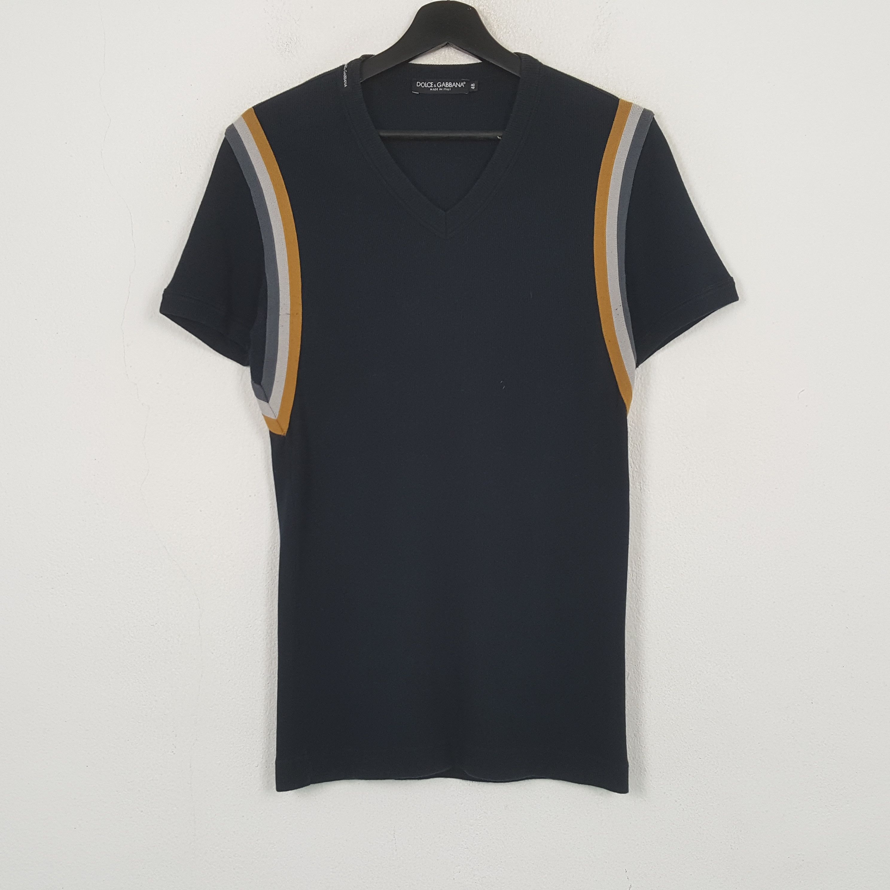 Dolce & Gabbana Dolce & Gabbana Italian Brand Tshirt RR27 Size US S / EU 44-46 / 1 - 1 Thumbnail