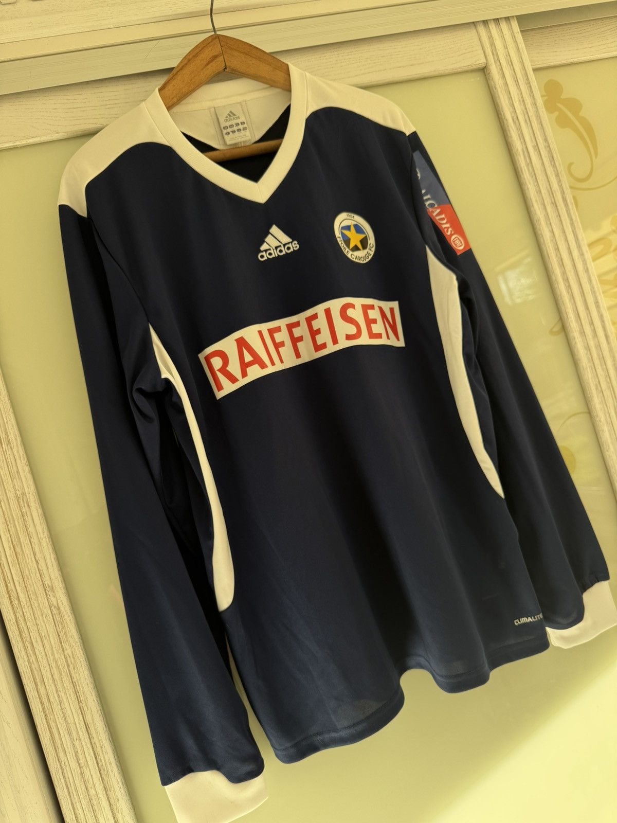 Adidas Etoile Carouge 2010-2011 Home Soccer Jersey Football Kit Size US L / EU 52-54 / 3 - 4 Thumbnail