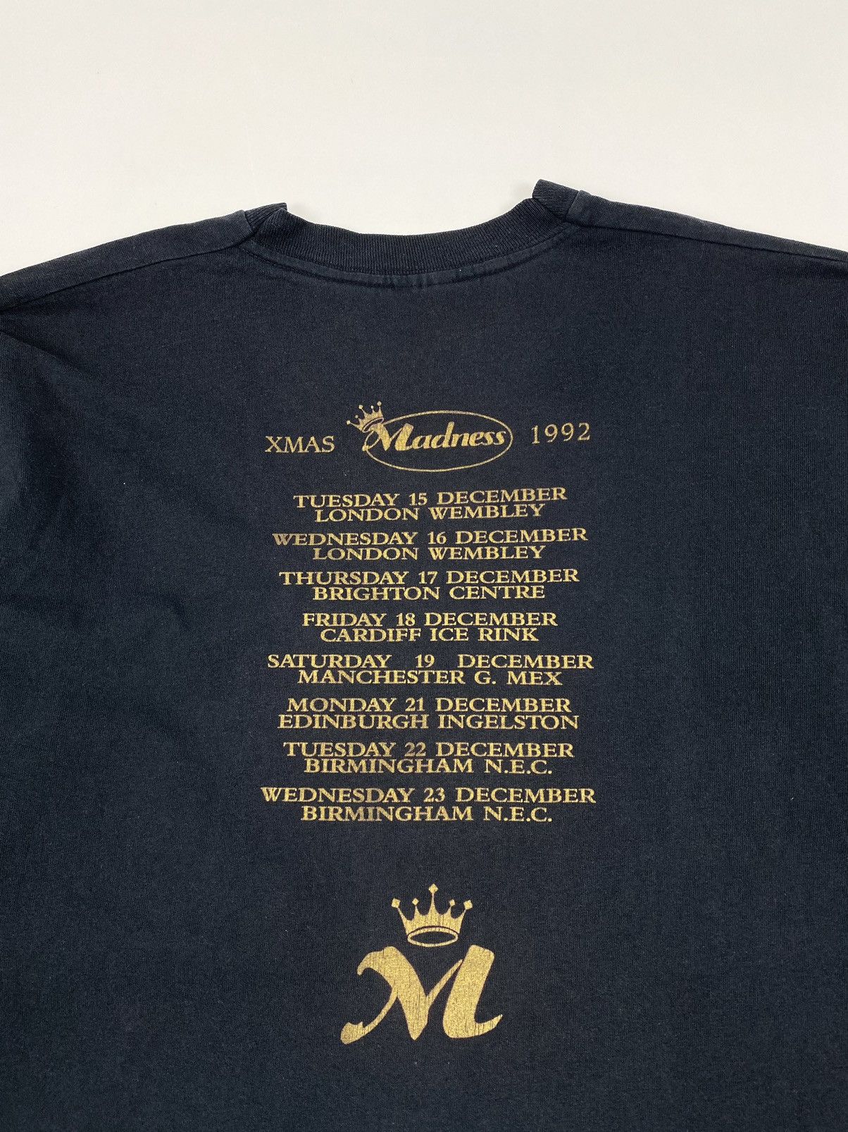 Band Tees 1992 Vintage Madness Ska Punk X-Mas UK Tour Long Sleeve Tee Size US XL / EU 56 / 4 - 7 Thumbnail