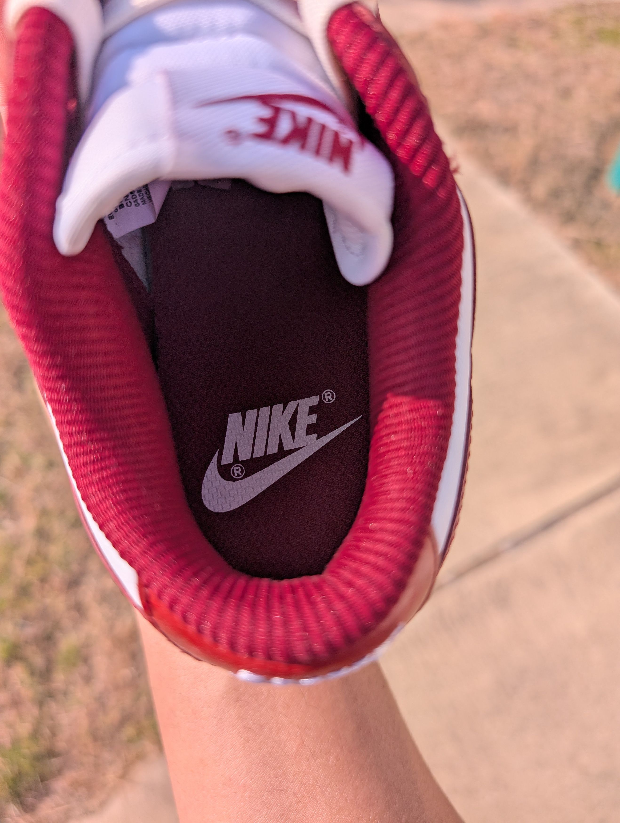 Nike Vintage Red Dunk Low Size US 5 / EU 37 - 13 Thumbnail