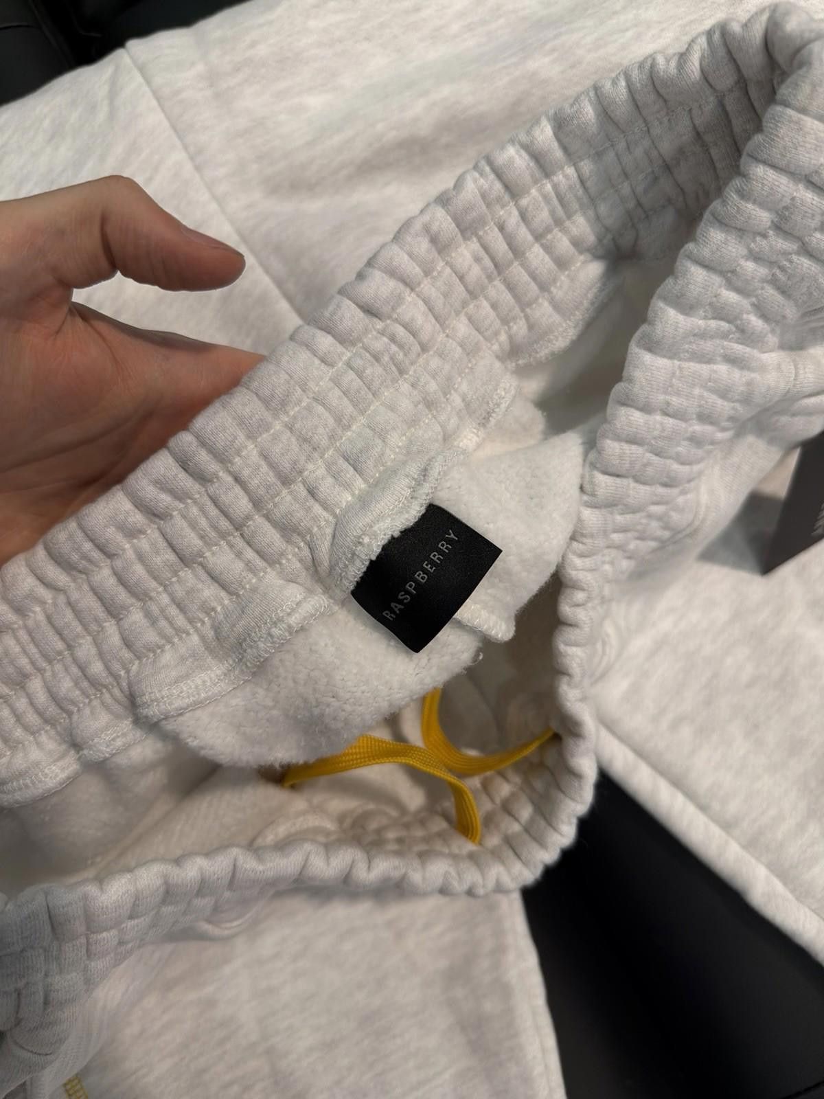 The GV Gallery Gv Gallery Raspberry Hills Grey Sweatpants Size Medium Size US 32 / EU 48 - 8 Thumbnail